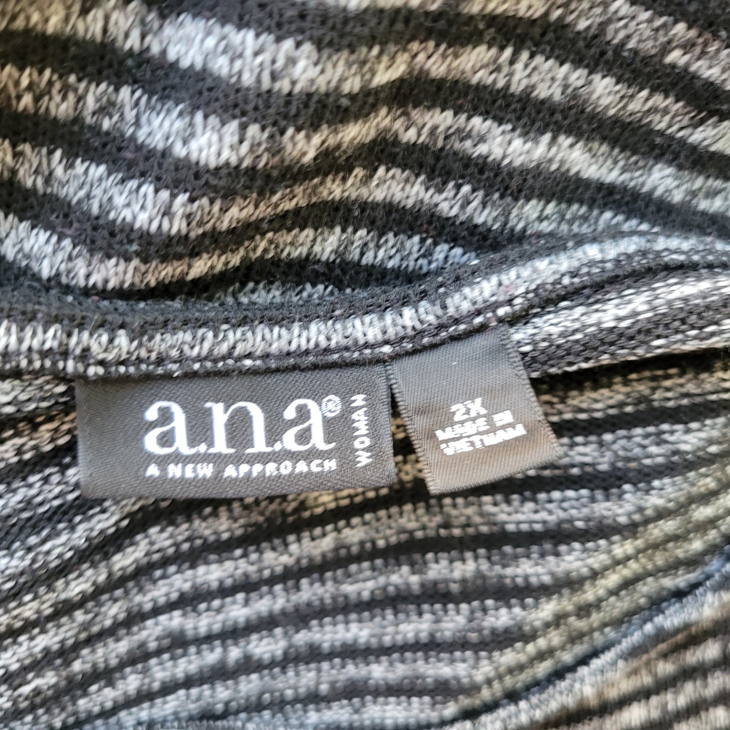 A.N.A. Sweater 2X Plus Black Gray Striped Asymmetric 3/4 Sleeve Stretch Pullover