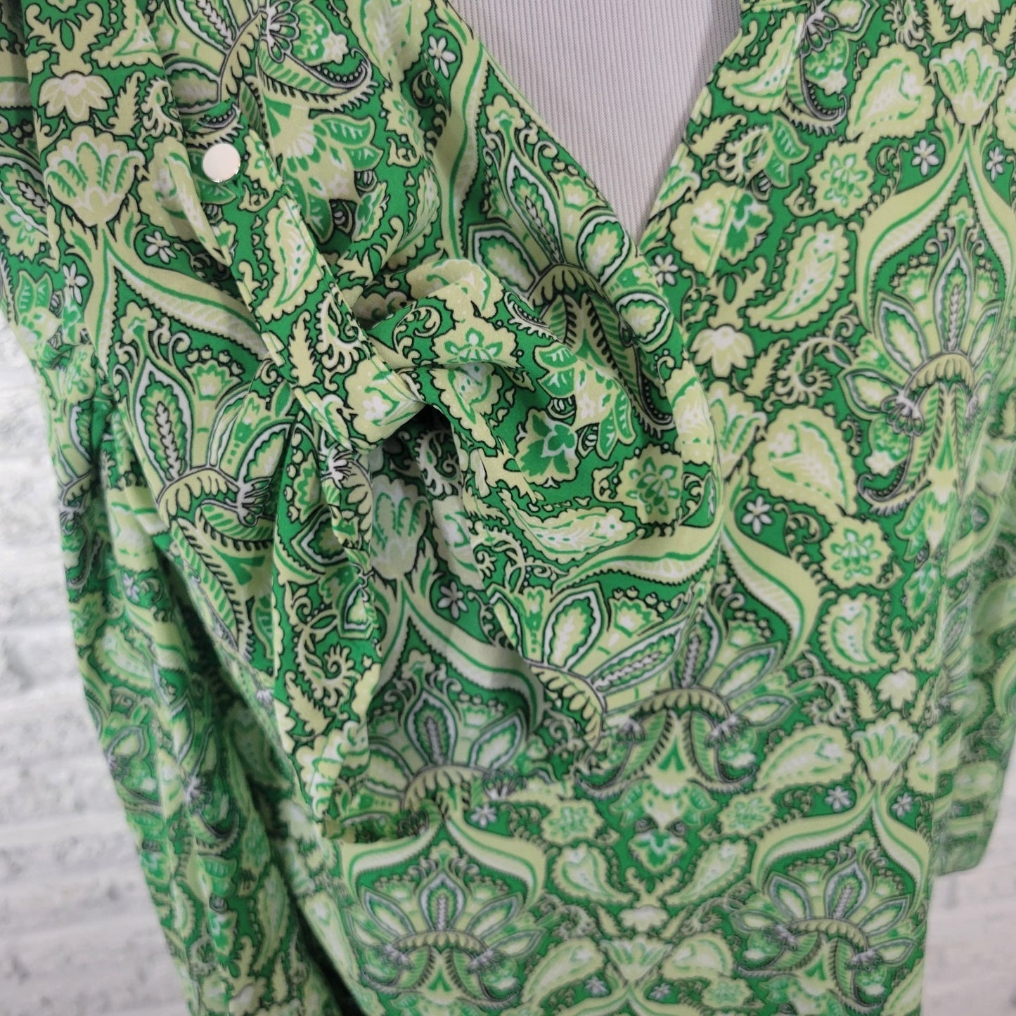 Cato Est 1946 Womens Top 18P 20P Petite Roll Tab Sleeve Green Floral Semi Sheer