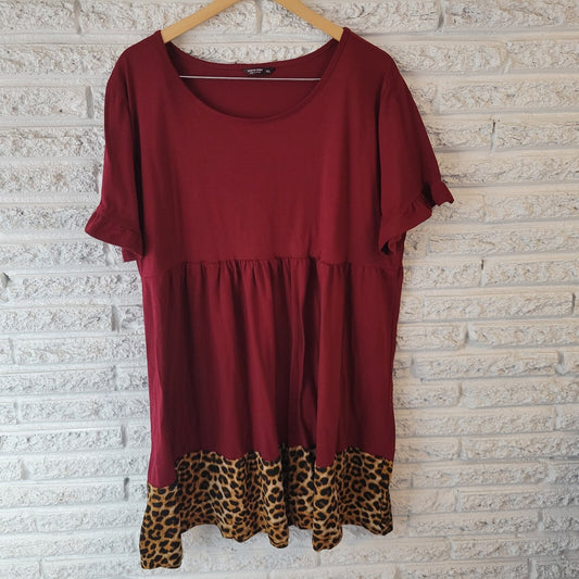 Shein Curve Womens Dress 3XL Plus Mini Bell Sleeve Pleated Burgundy Animal Print