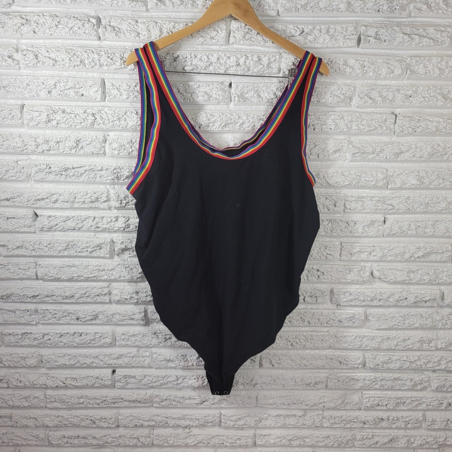 Torrid Womens Top 5 5X Plus Bodysuit Black Rainbow Wide Strap Snap Lightweight