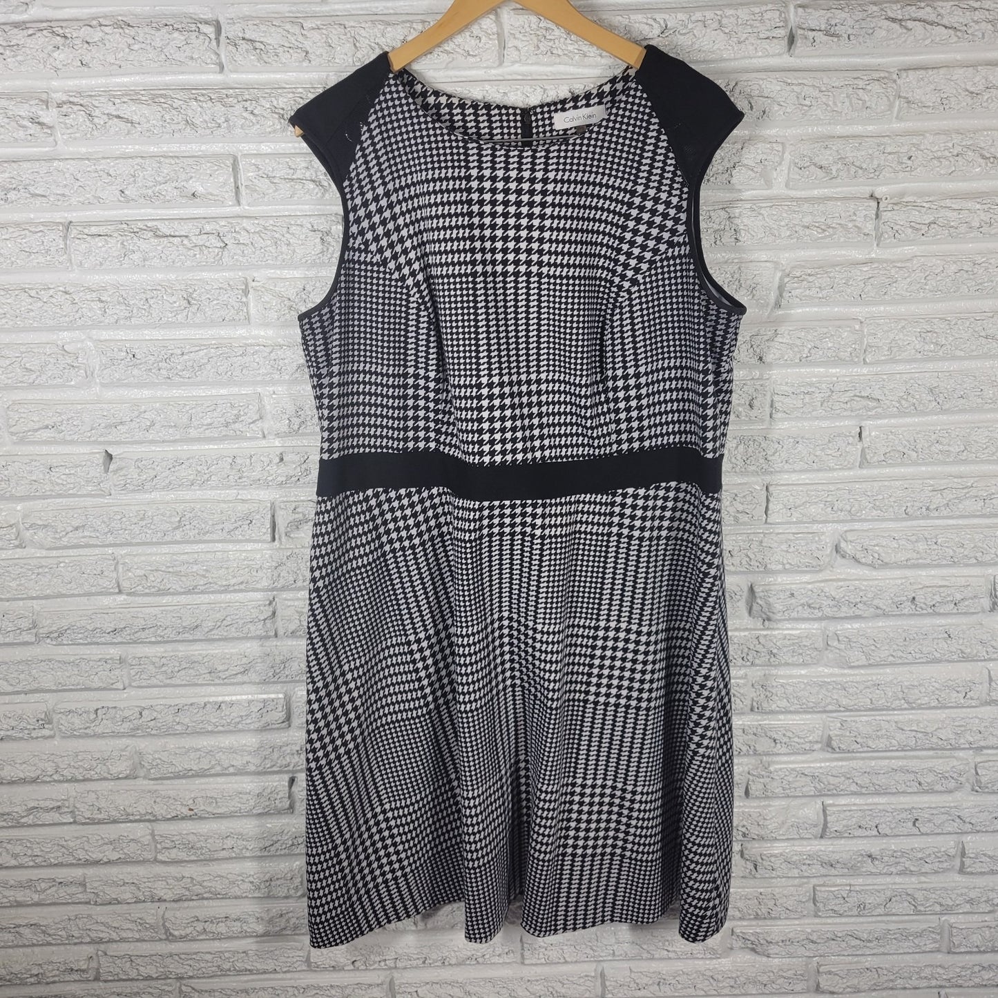 Calvin Klein 18W Plus Size Houndstooth Sheath Dress Mesh Shoulder Black Work
