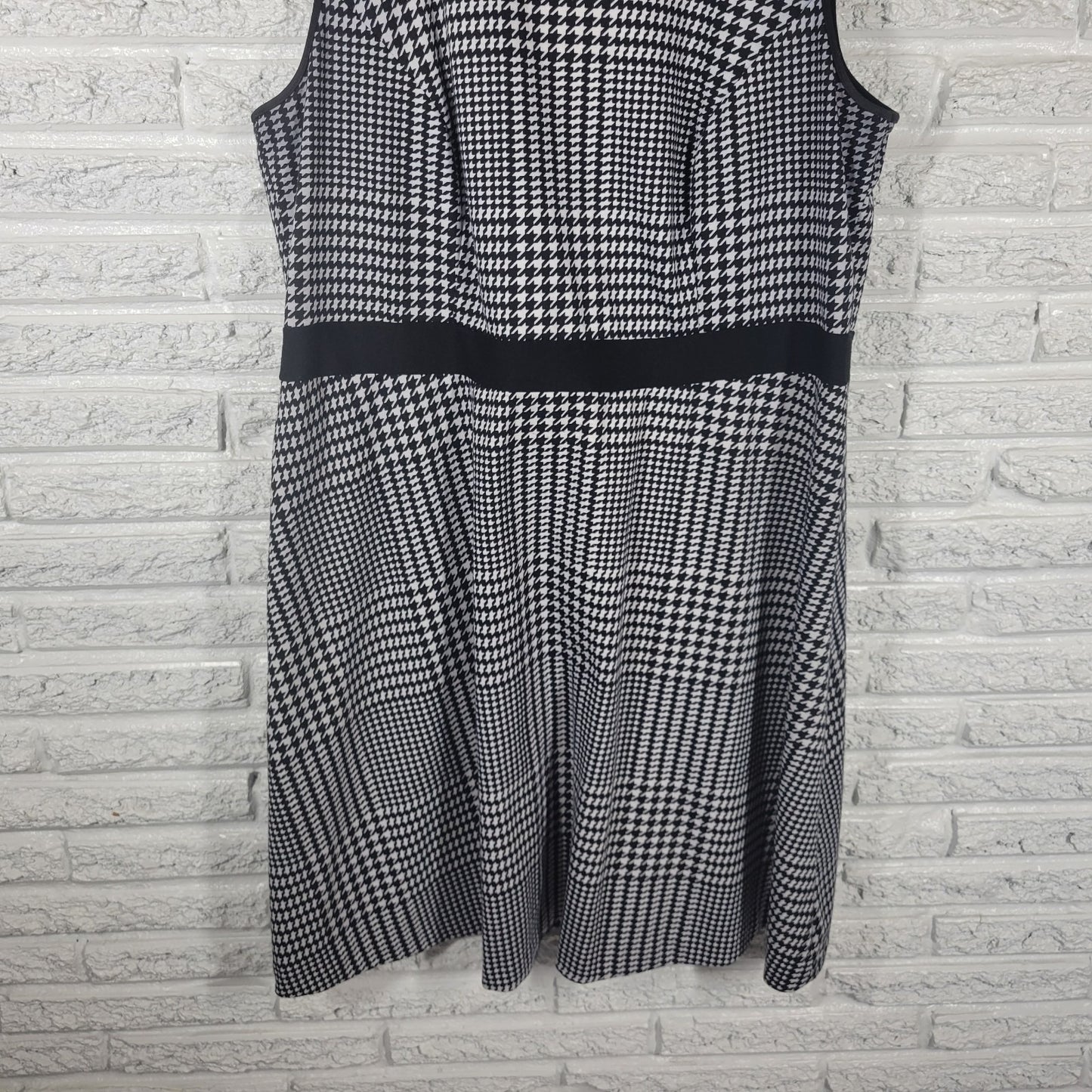 Calvin Klein 18W Plus Size Houndstooth Sheath Dress Mesh Shoulder Black Work