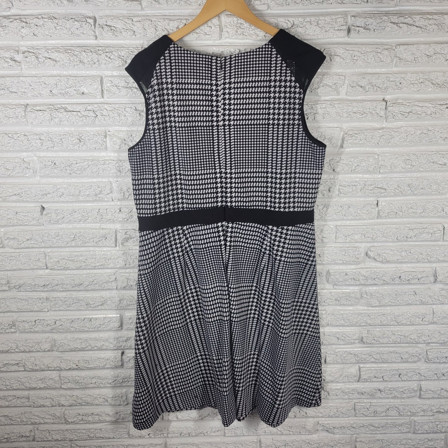 Calvin Klein 18W Plus Size Houndstooth Sheath Dress Mesh Shoulder Black Work