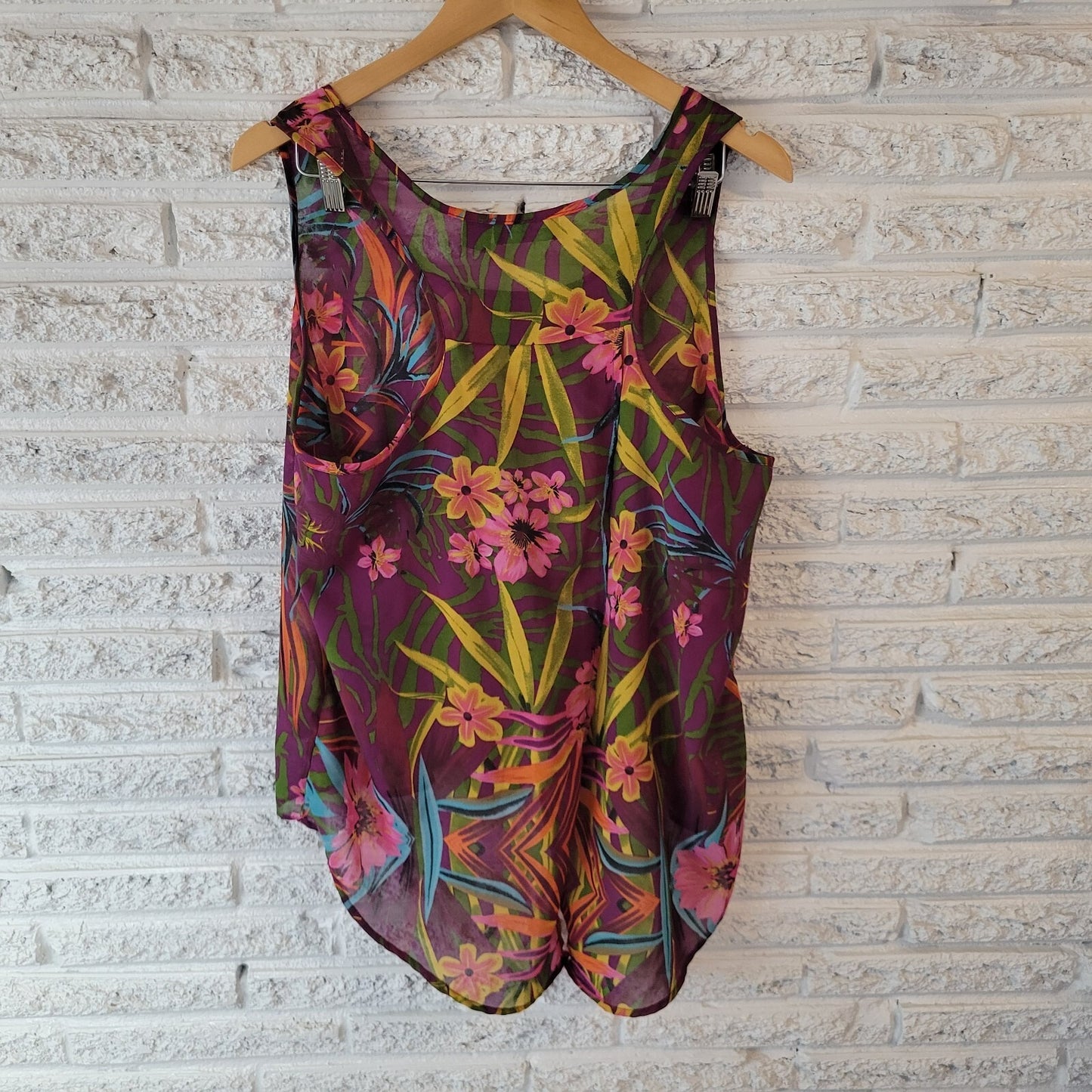 Speed Limit MPR Womens Top 1X Plus Overlay Purple Floral High Low Split Back