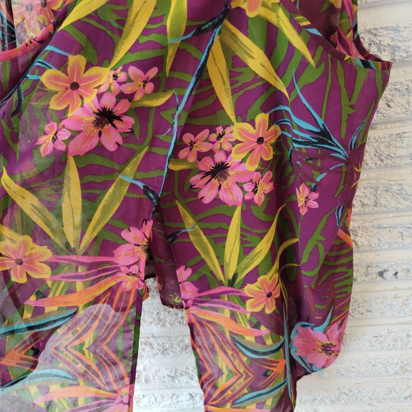 Speed Limit MPR Womens Top 1X Plus Overlay Purple Floral High Low Split Back