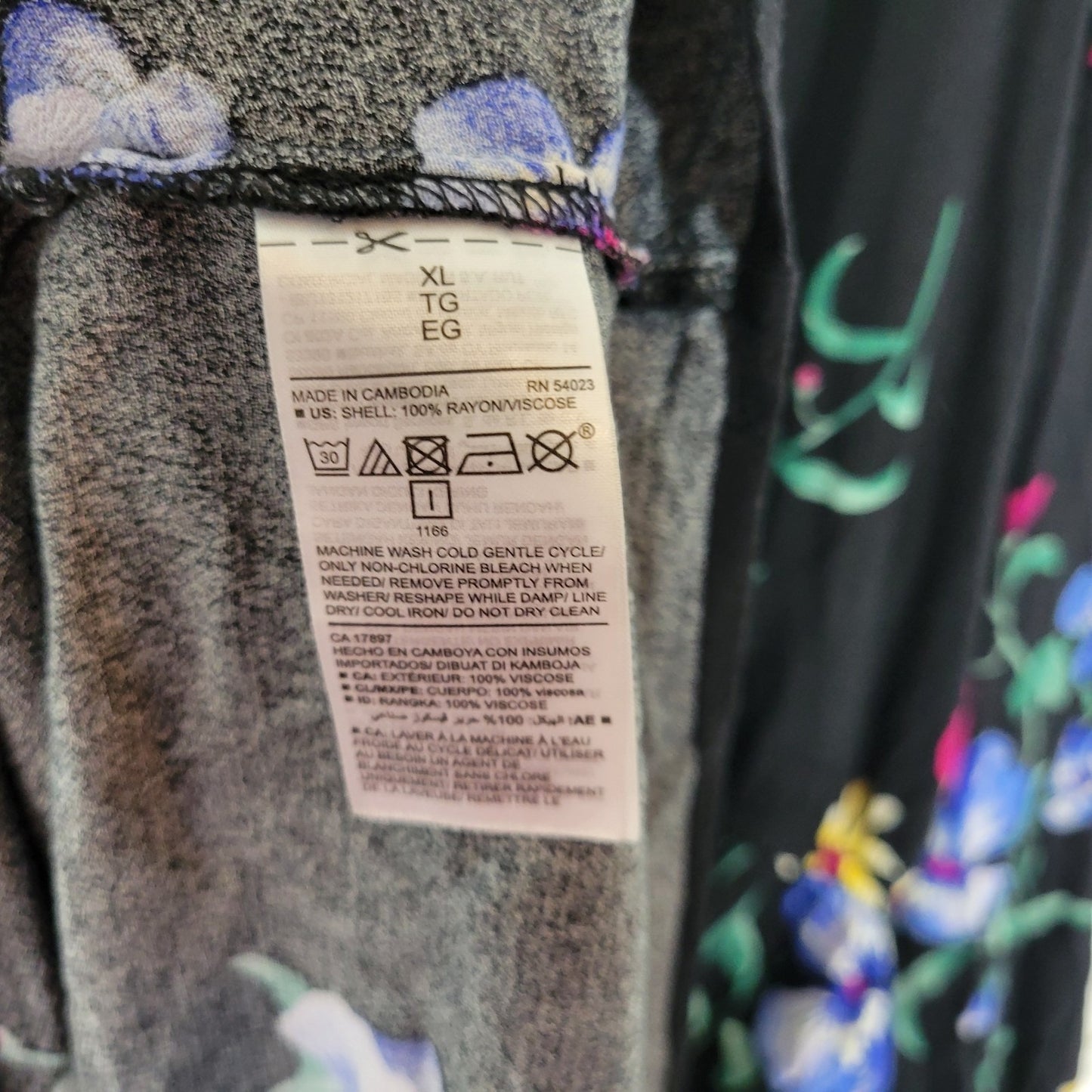 Old Navy Womens Dress Extra Large Long Sleeve Black Pink Floral Rayon Career