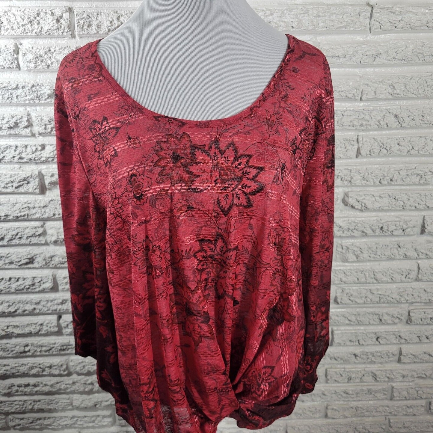 Live Let Live Womens Top 2X Trumpet Sleeve Red Floral Lightweight Ruched Sheer
