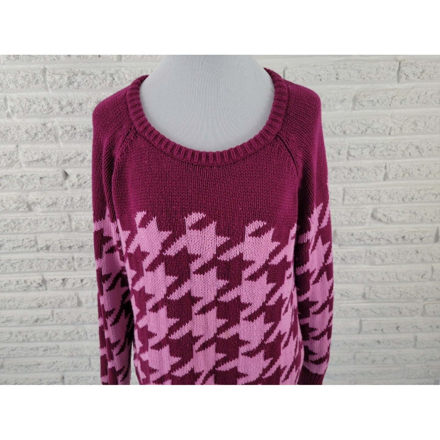 Liz Claiborne Women Sweater Extra Large XL Pullover Burgundy Pink Geometric Soft