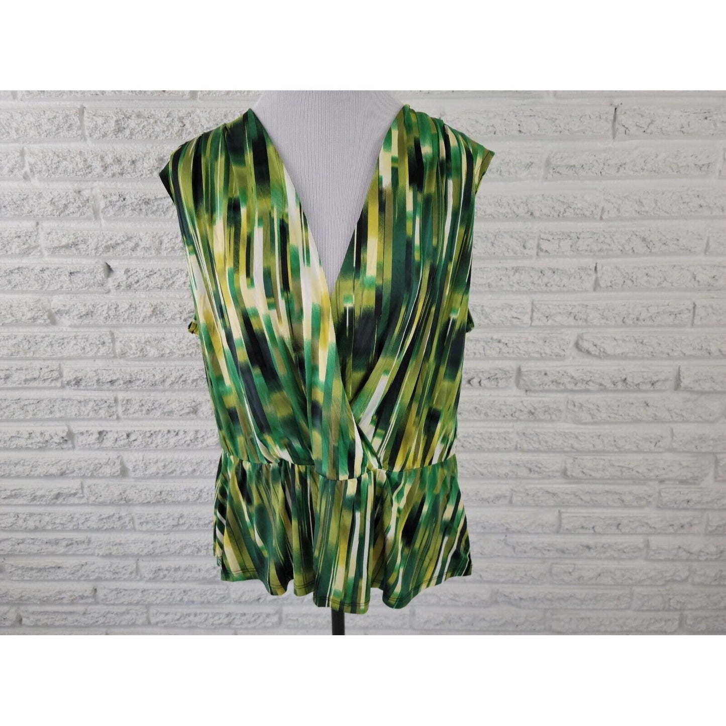 Worthington Womens Top 1X Plus Sleeveless Draped Neck Green Watercolor Office