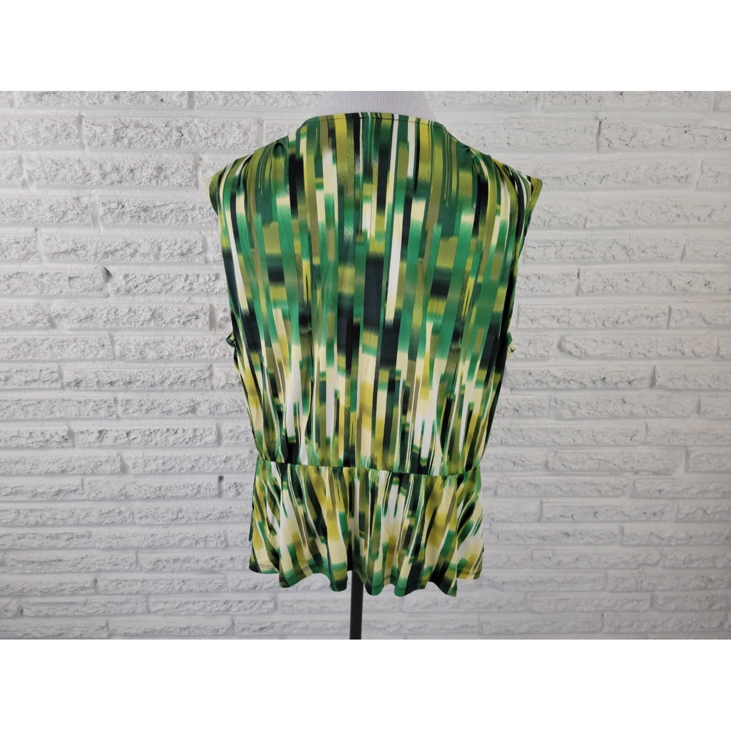 Worthington Womens Top 1X Plus Sleeveless Draped Neck Green Watercolor Office