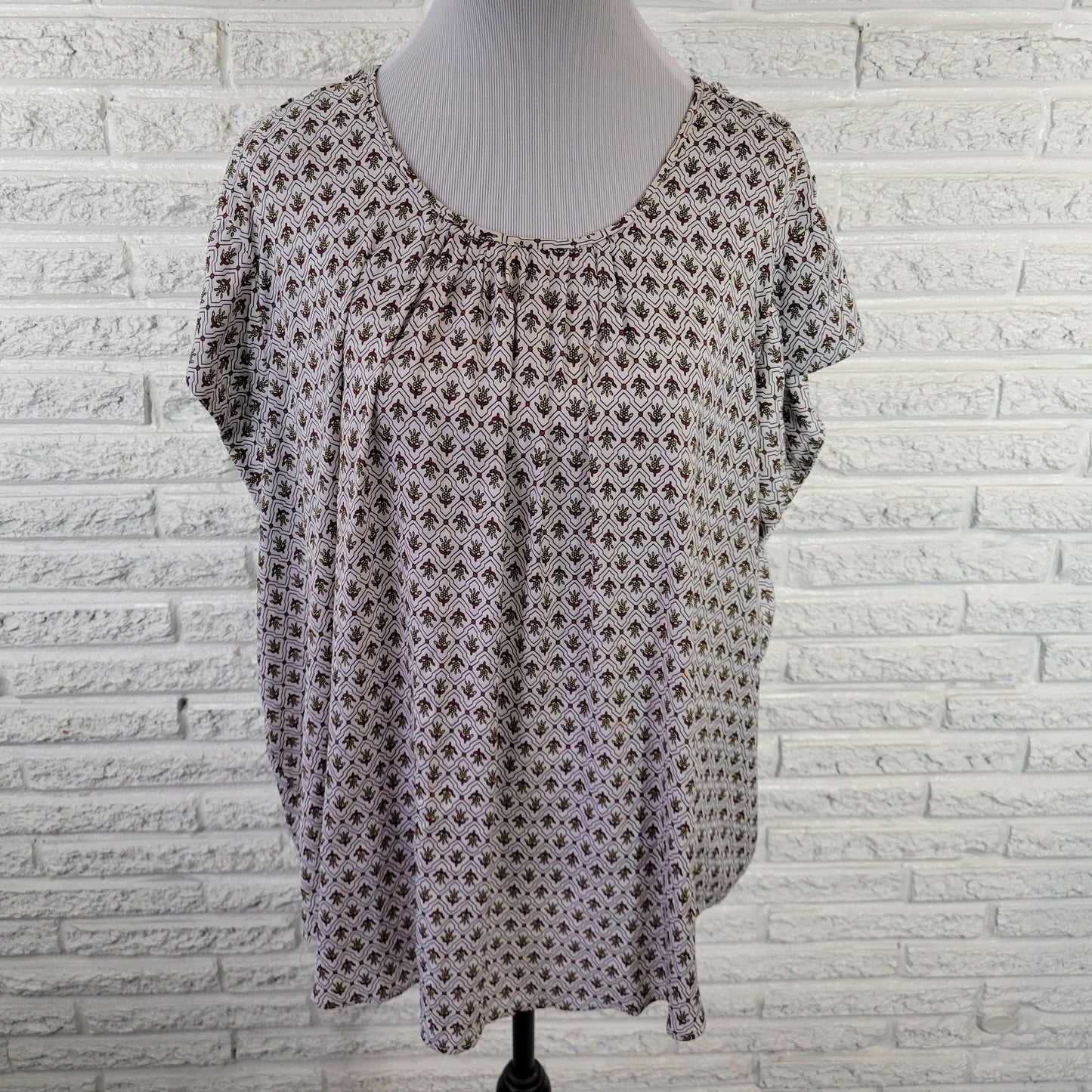 Liz Claiborne 2X Plus Size Top Brown Yellow Geometric Pleated Short Sleeve
