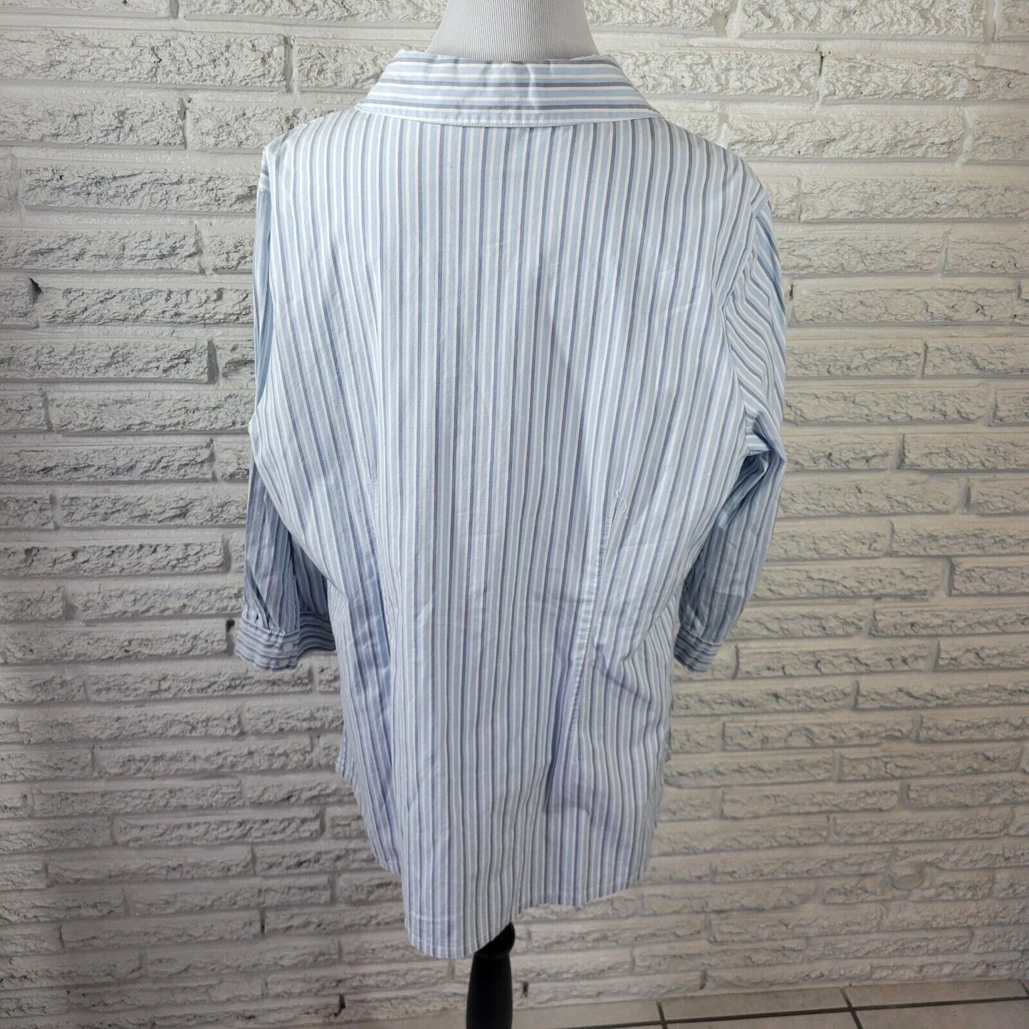 Basic Editions Womens Top 1X 3/4 Sleeve Collar Blue Stripe Button Up Lightweight
