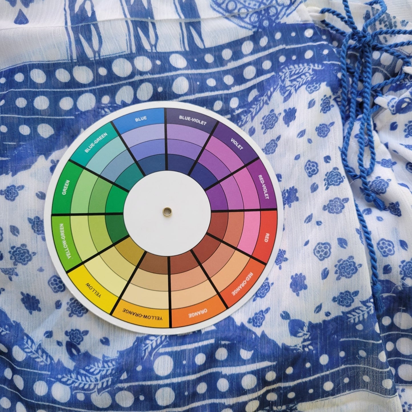 Live Let Live Womens Top 2X Plus Sheer 3/4 Sleeve Blue Geometric Lace Up Lined