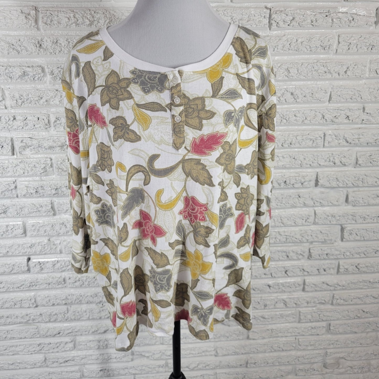 Laura Scott Womens Top 2X Plus Knit 3/4 Sleeve Cotton Blend Green Red Floral