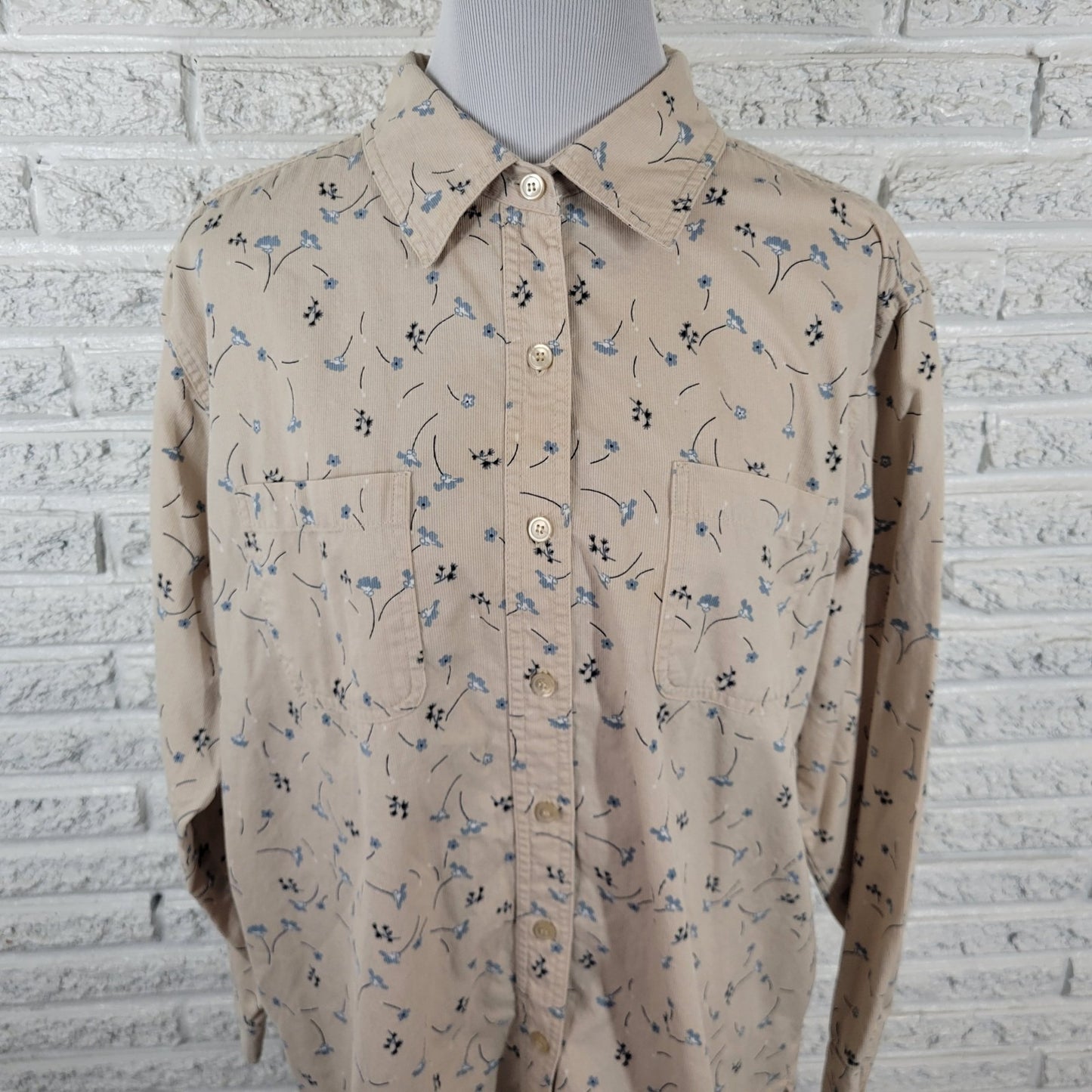 Cherokee Womens Top 20W Plus Long Sleeve Beige Blue Floral Pockets Cotton Button