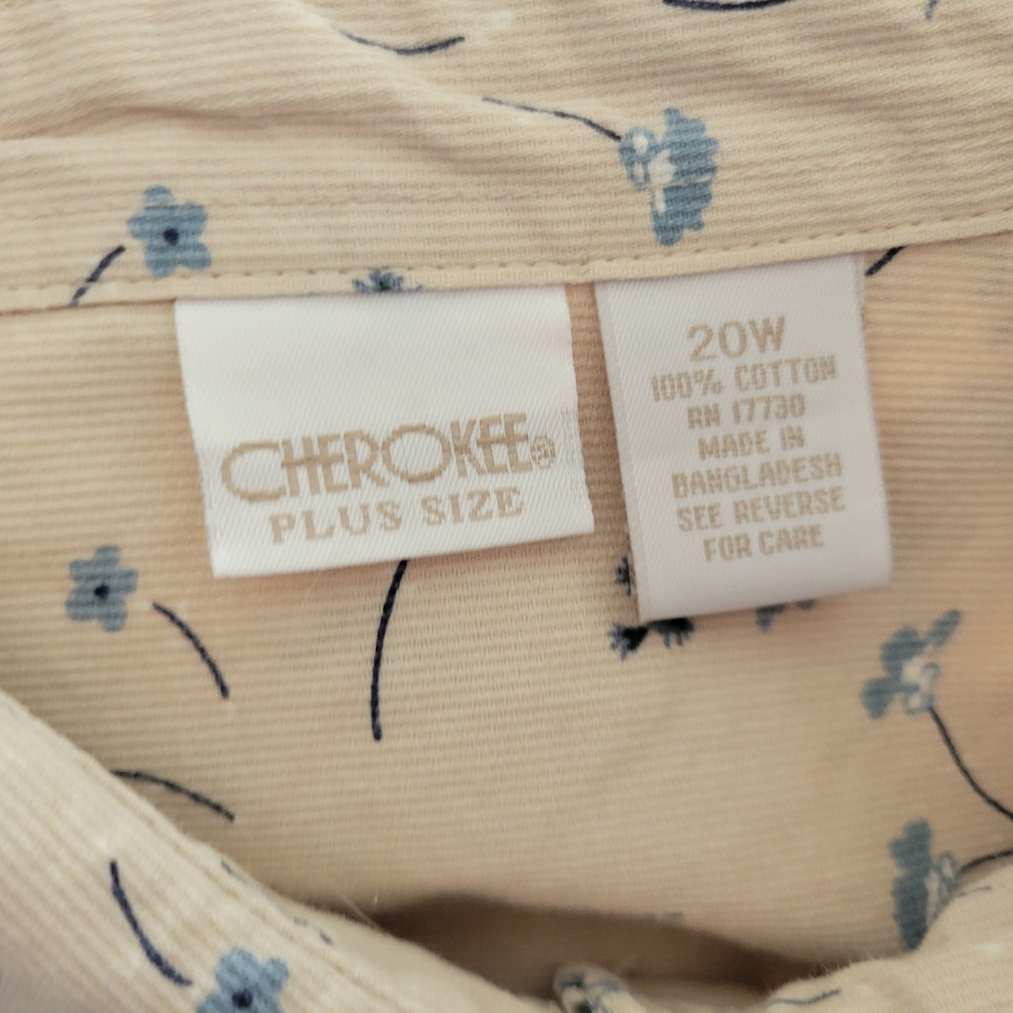 Cherokee Womens Top 20W Plus Long Sleeve Beige Blue Floral Pockets Cotton Button