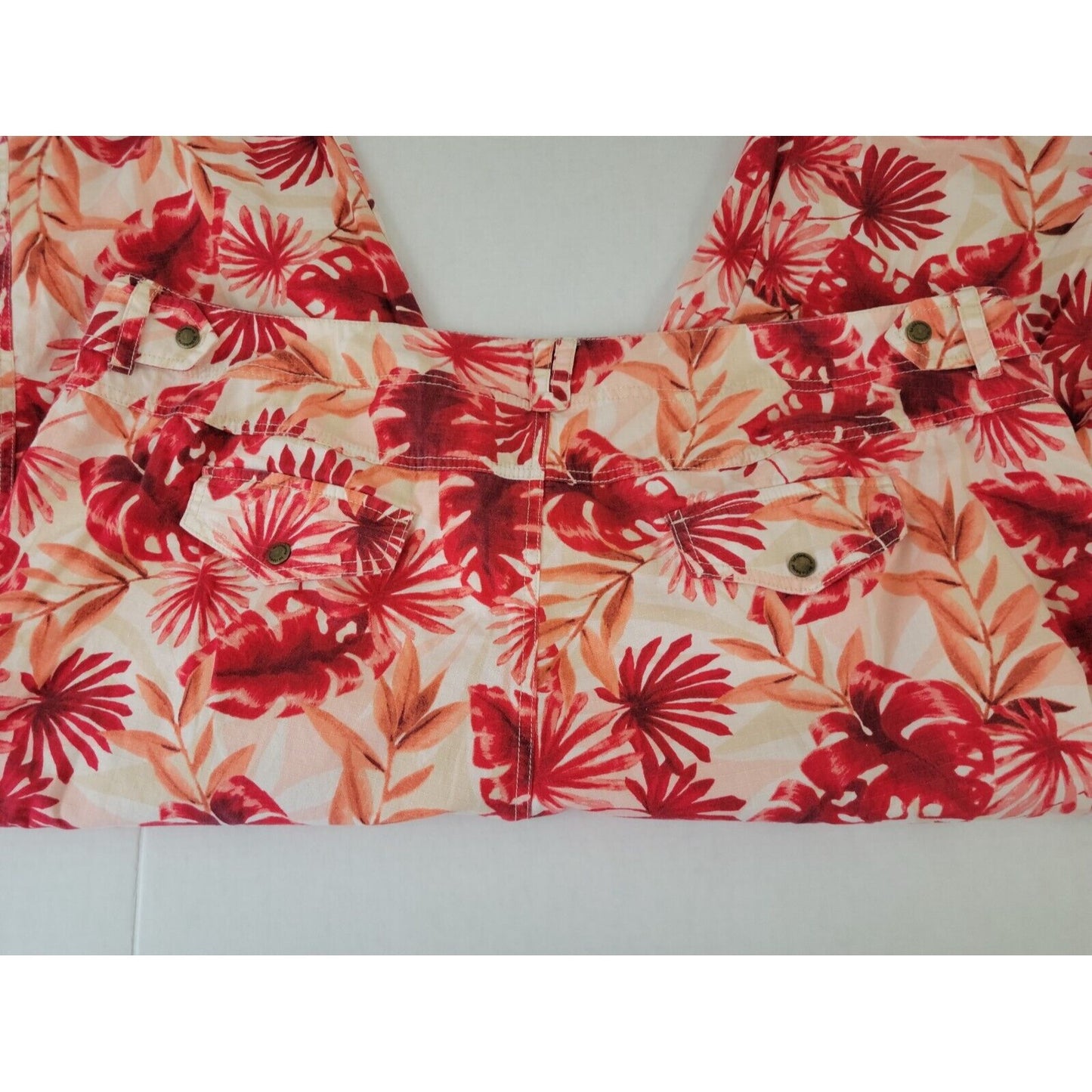 Liz Claiborne Women Pants 24P Plus Michaela Capri Red Floral Cotton Casual Comfy