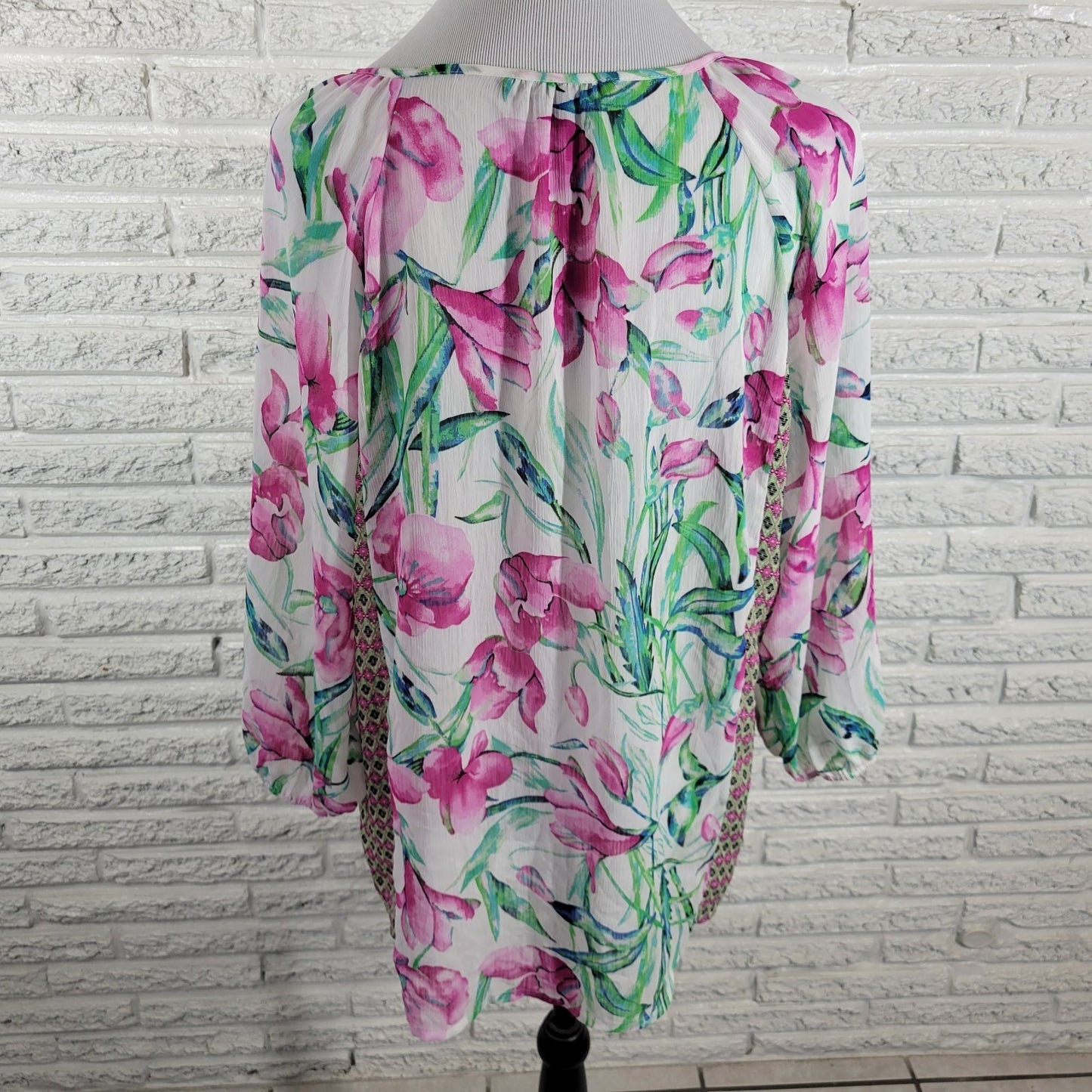 Zac Rachel Womens Top XL 3/4 Sleeve Pink Green Floral Sheer Keyhole Lace Trim