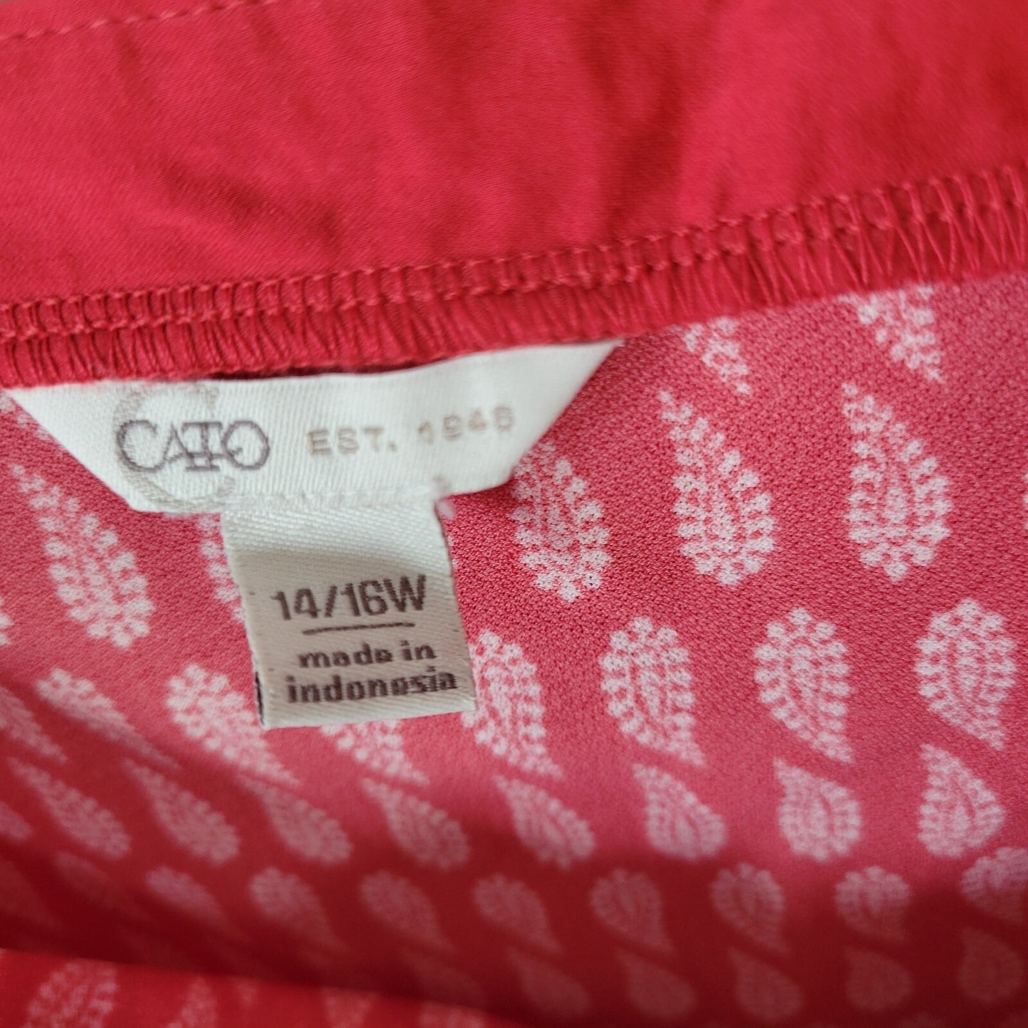 Cato Est 1946 Women Top 14W 16W Plus Swing Red Paisley Cold Shoulder Poly Blend