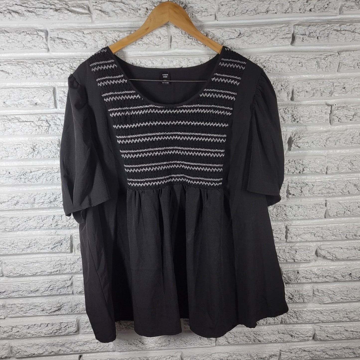 Shein Curve Womens Top 5XL Plus Peasant Cinched Black Lightweight Poly Blend