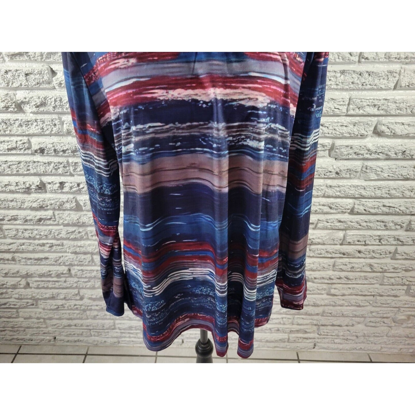 Emery Rose Women Top 1XL Plus Tee Tunic Long Sleeve Blue Watercolor Poly Blend