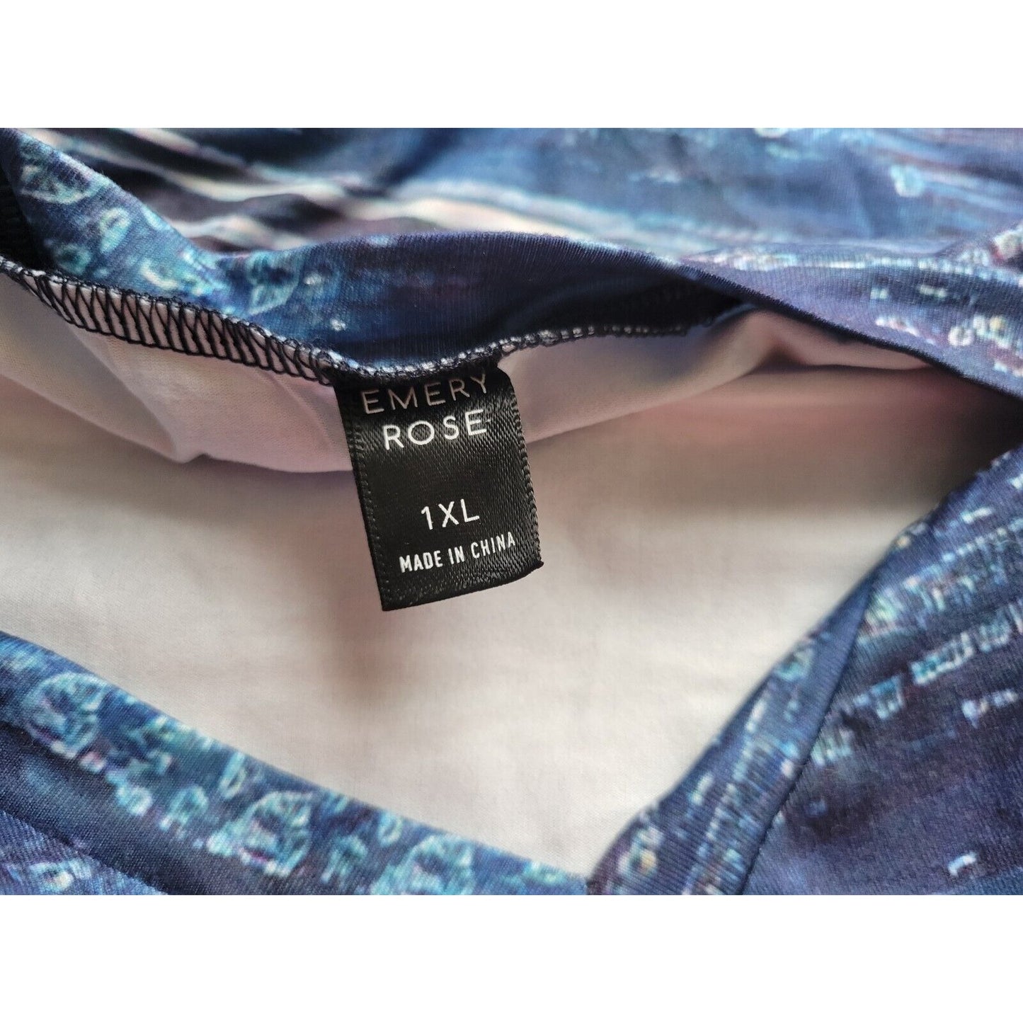 Emery Rose Women Top 1XL Plus Tee Tunic Long Sleeve Blue Watercolor Poly Blend