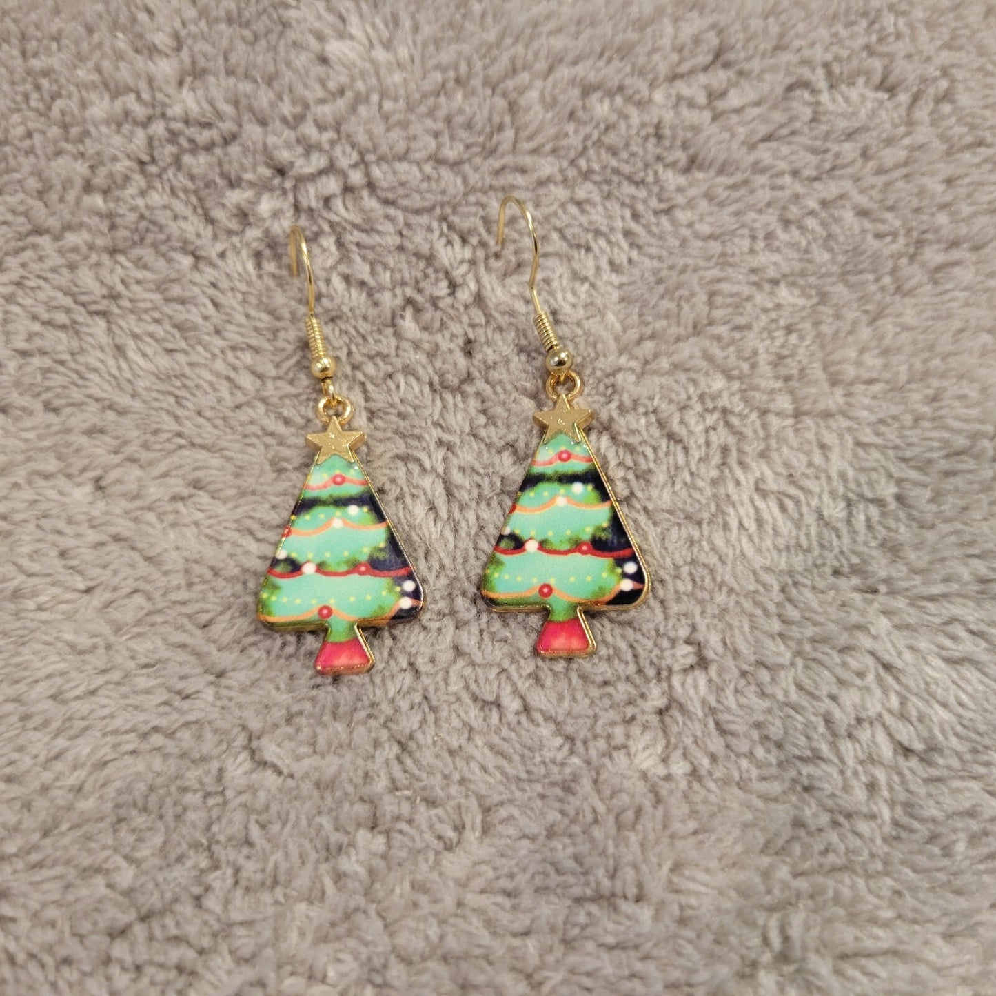 Christmas Trees #4 Womens Earrings One Pair Tinsel Hanging Gold Tone Holiday