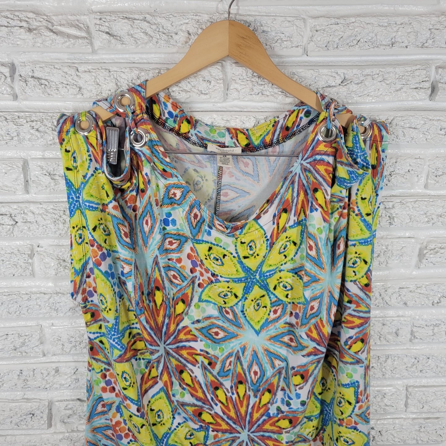 Westbound Womens Top 2X Plus Short Sleeve Grommets Cold Shoulder Blue Floral