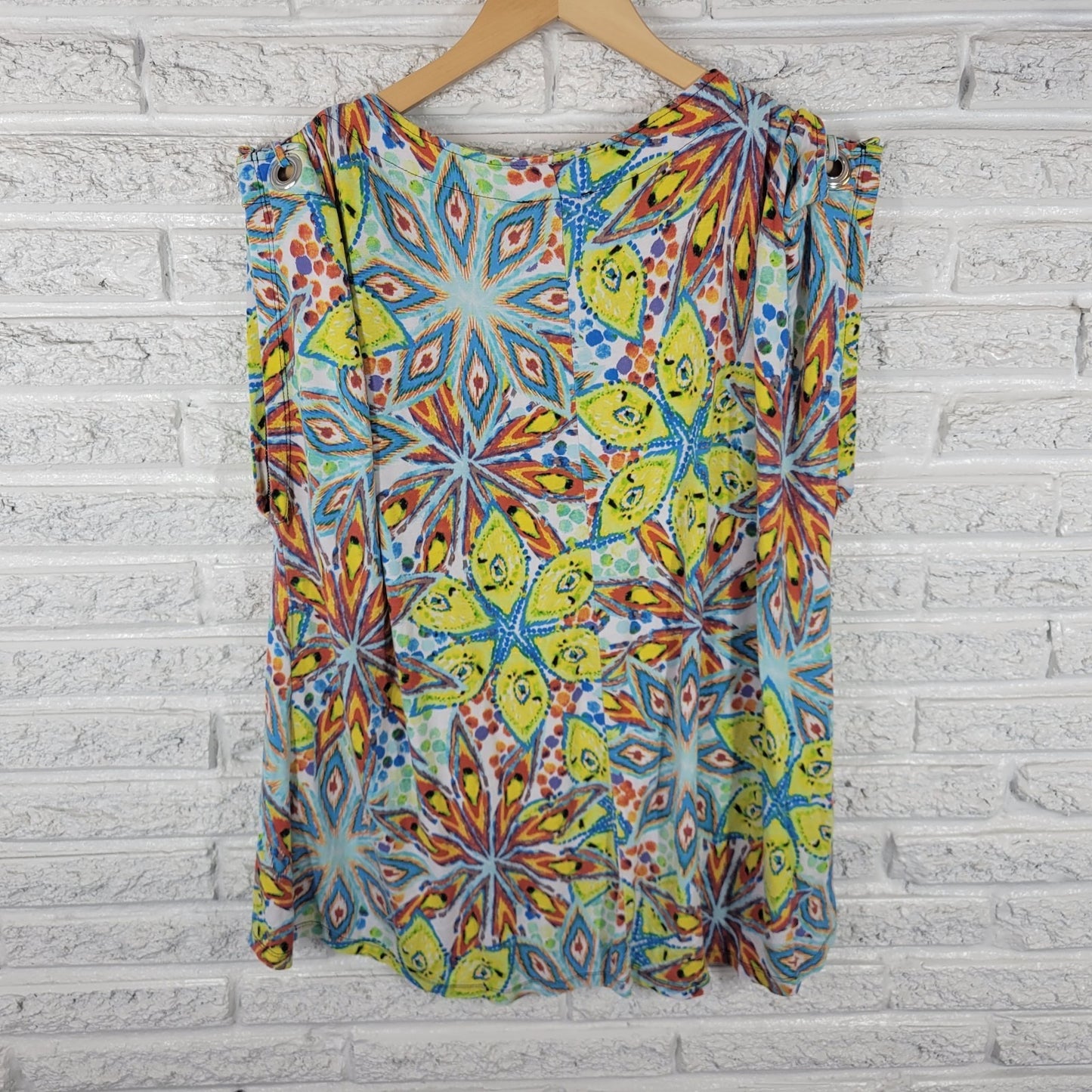 Westbound Womens Top 2X Plus Short Sleeve Grommets Cold Shoulder Blue Floral