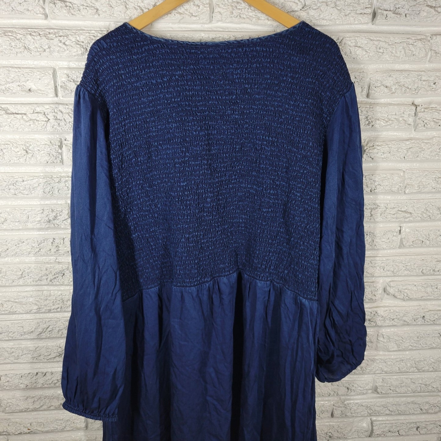 Old Navy Womens Dress 4X Plus Long Sleeve Blue Smocked Fit Flare Casual Comfy