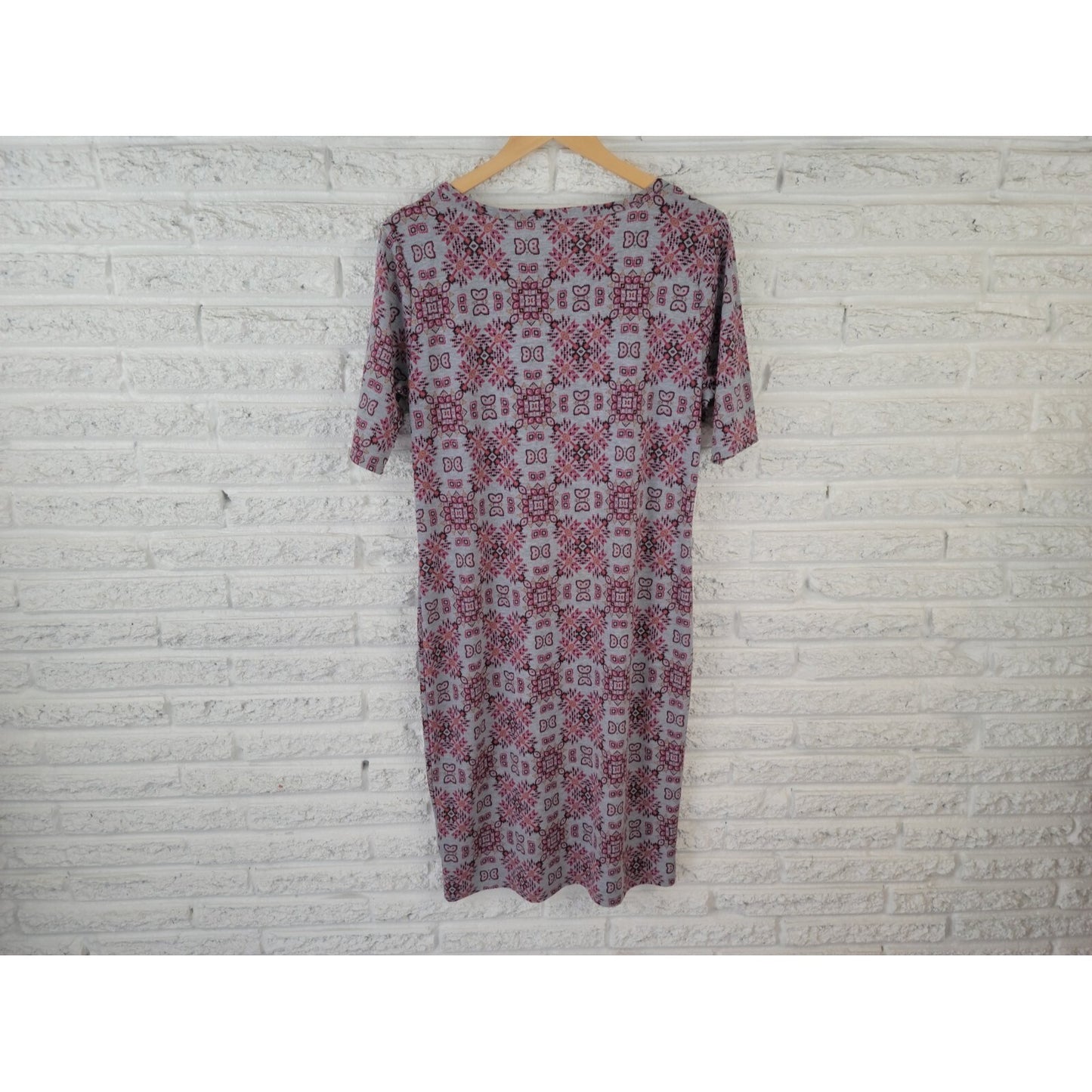 LuLaRoe Shirt Dress XL Red Geometric Boat Neck Short Sleeve Knee Length Stretch