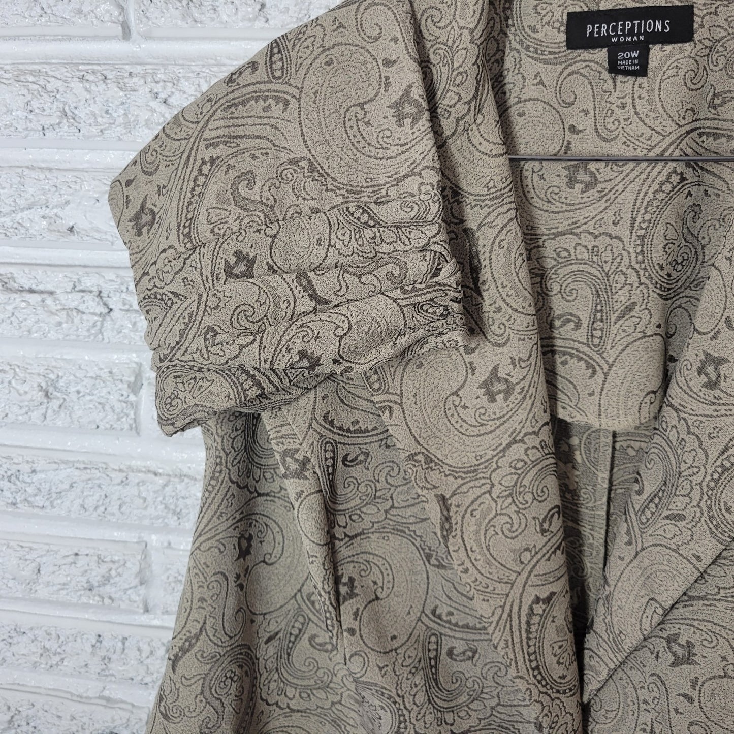 Perceptions Womens Jacket 20W Plus Blazer Pintucked Sleeve Beige Paisley Office