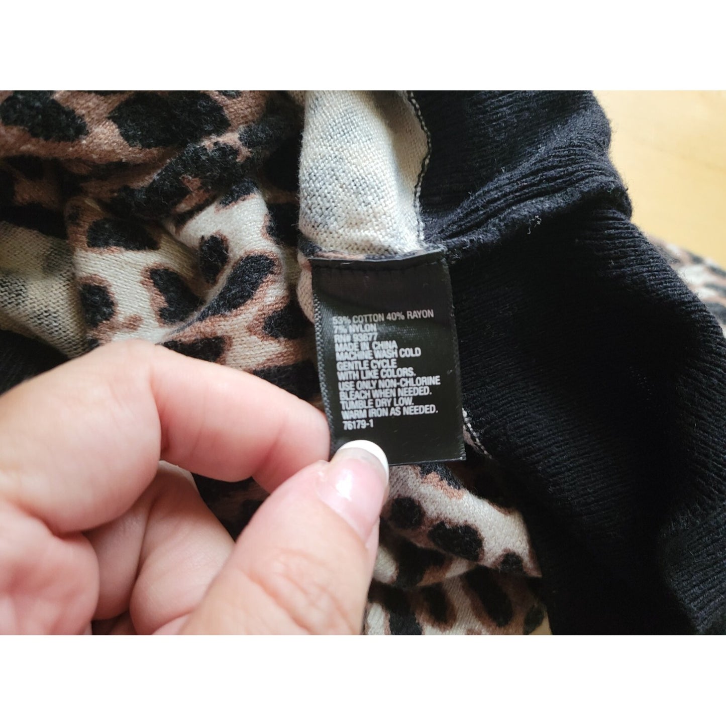 Worthington Womens Top Extra Large Pullover Knit Long Sleeve Tan Animal Print