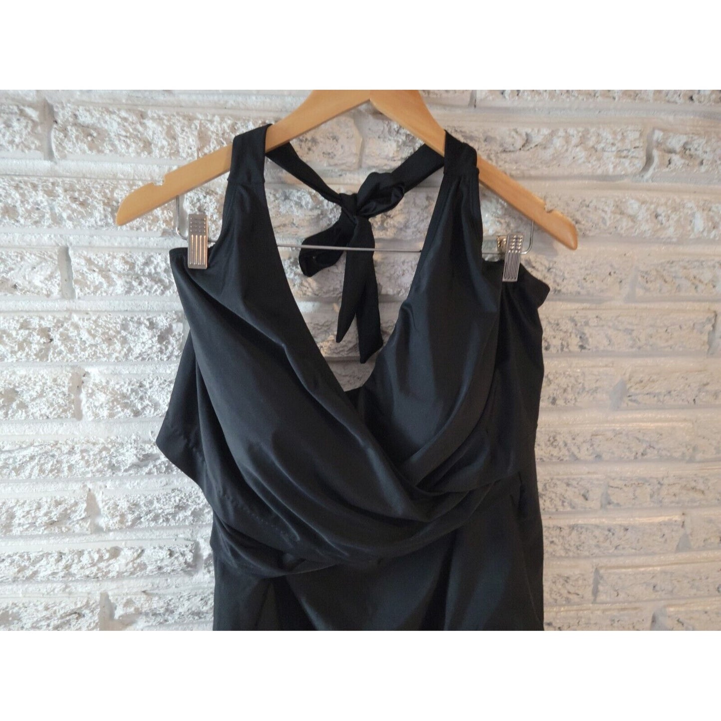 Time Tru Womens Swimsuit 2X 20W 22W One Piece Halter Black Built in Bra VNeck