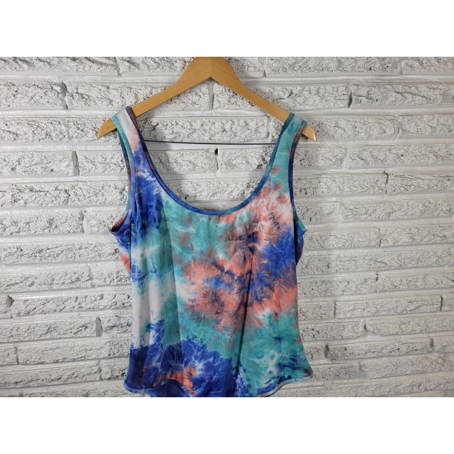 Fashion Nova Bodysuit 2X Sleeveless Wide Strap Blue Tie Dye Poly Blend Comfy