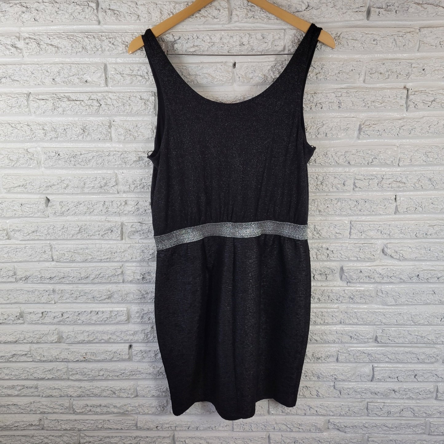 Forever 21 Dress 1X Mini Sleeveless Party Little Black Dress Metallic Sparkle