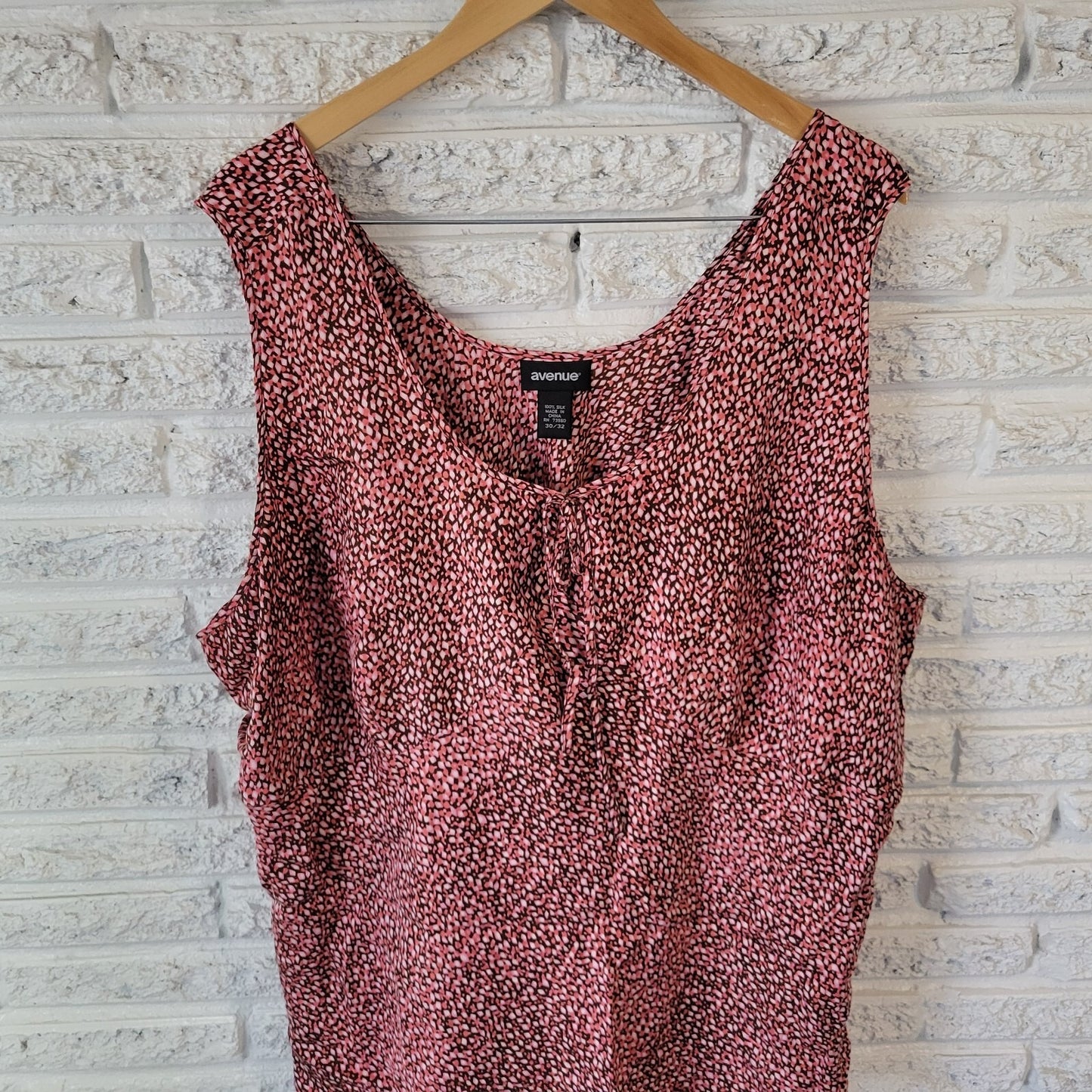 Avenue Womens Top 30 32 Plus Tank Pink Brown Geometric Silk Office Casual