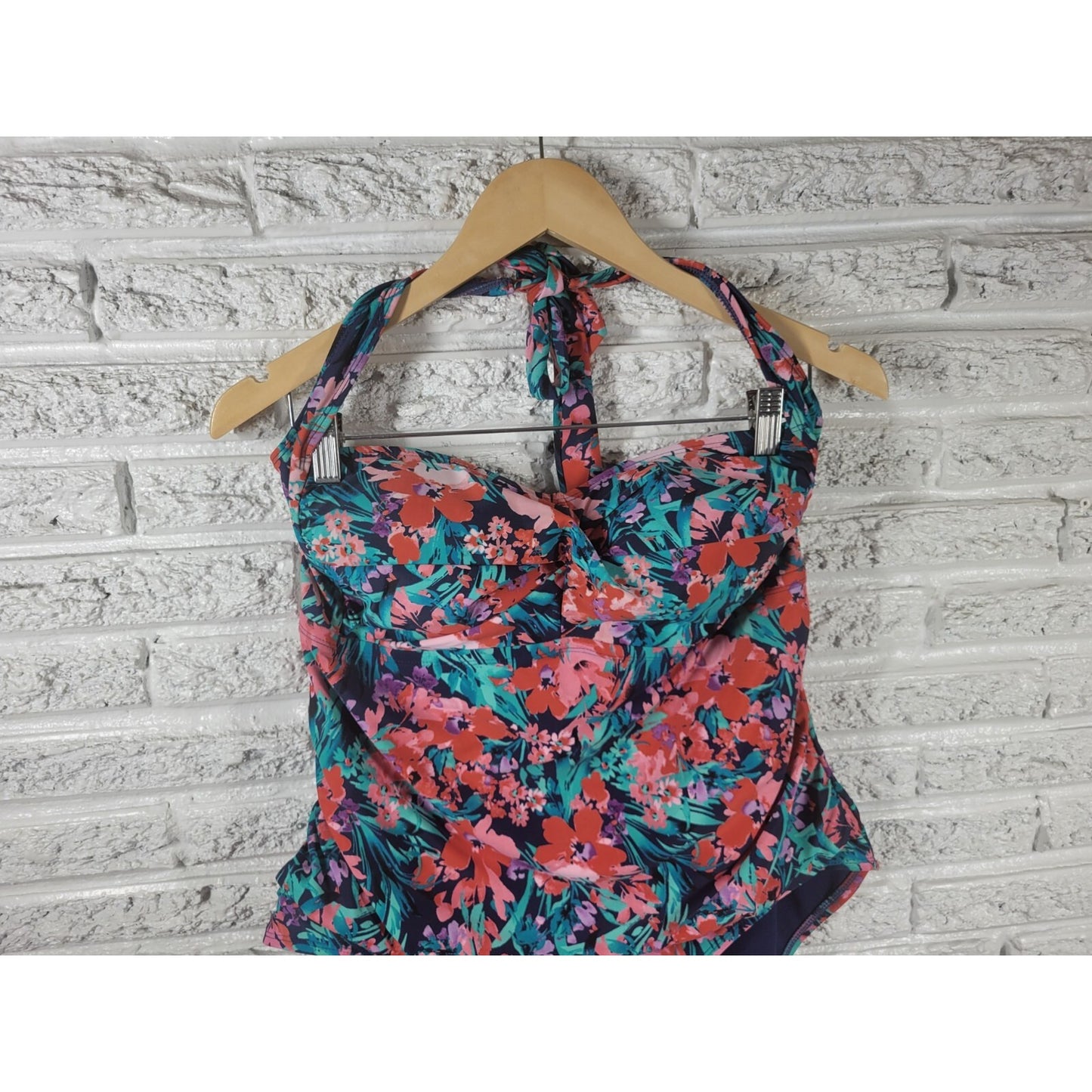 Catalina Women Swimsuit 2X 18W 20W Plus One Piece Built in Bra Halter Red Floral