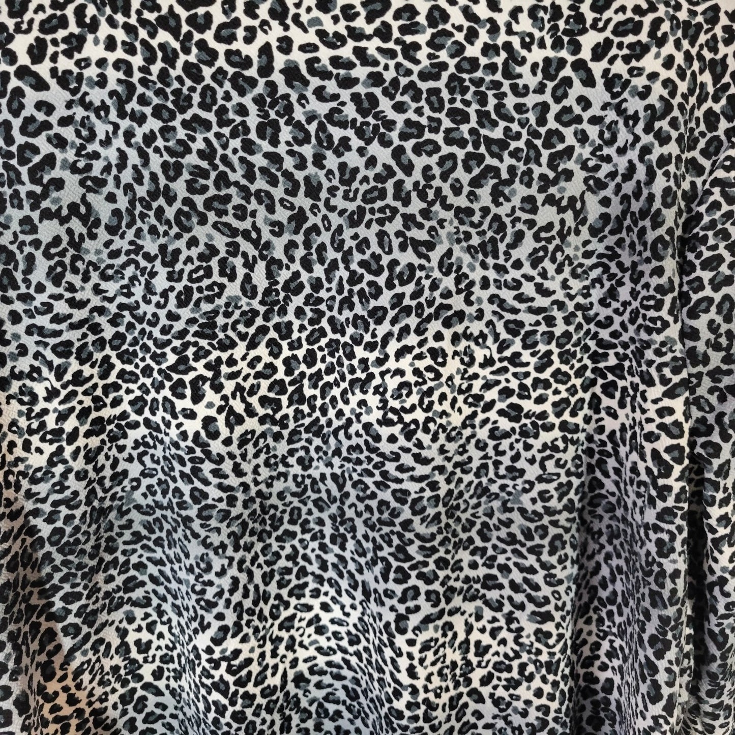 Green Envelope Womens Top 3X 3/4 Sleeve Knit Black Animal Poly Blend Print Zip