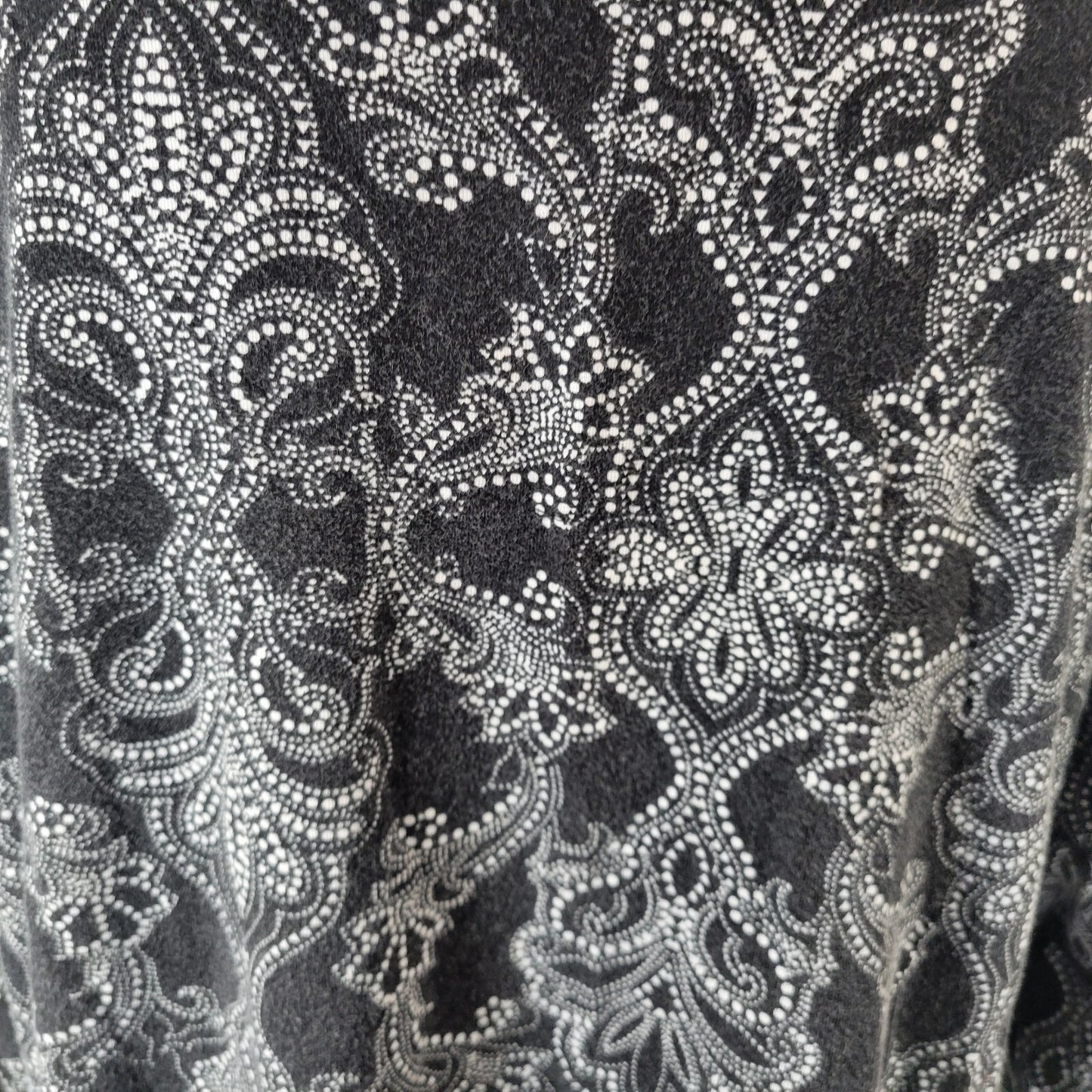 Catherines Womens Top 2X 22W 24W Plus Tunic Mesh Neckline Cotton Black Geometric