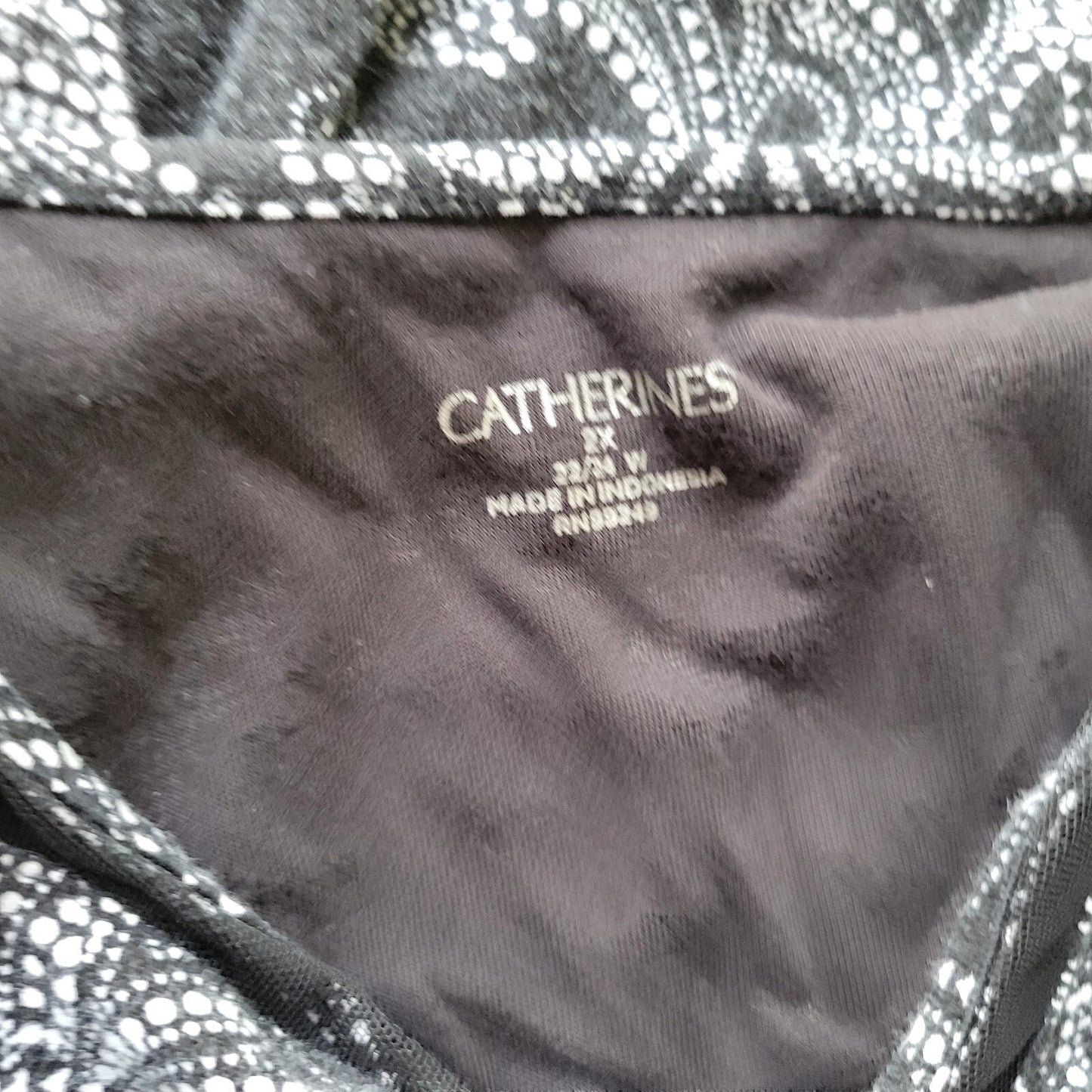 Catherines Womens Top 2X 22W 24W Plus Tunic Mesh Neckline Cotton Black Geometric