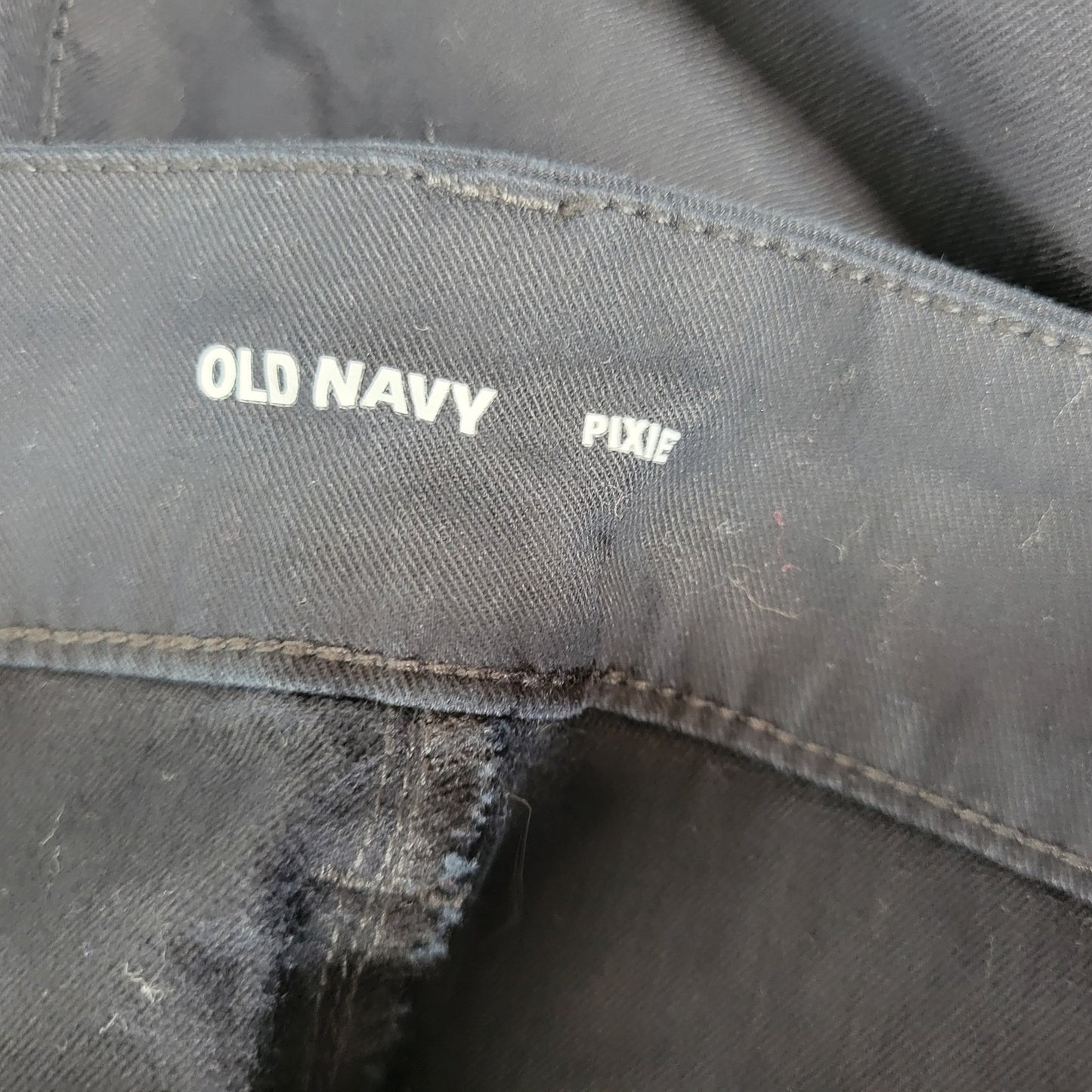 Old Navy Womens Pants 30 Plus Pixie Cropped Straight Leg Black Zip Fly Casual