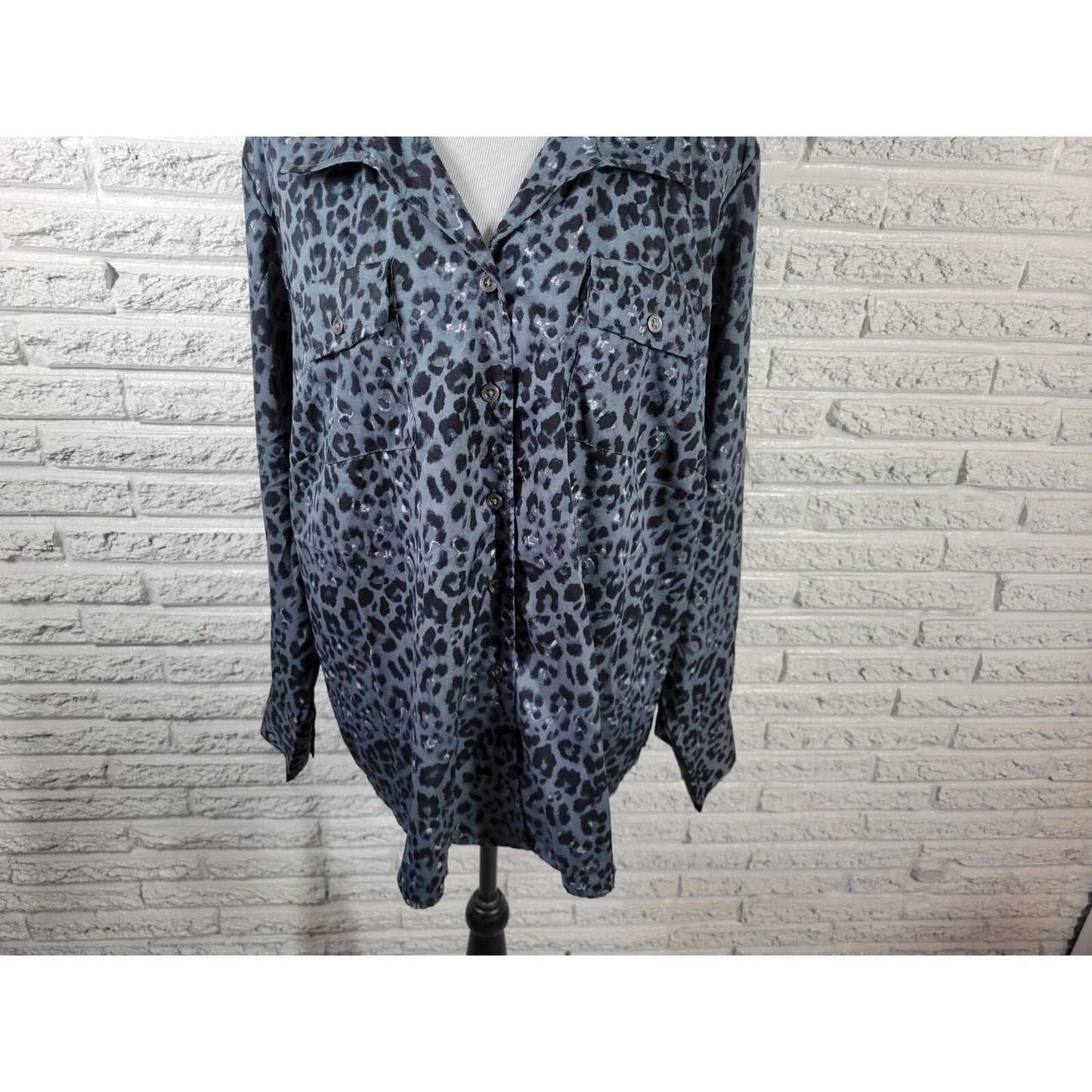 Gloria Vanderbilt Casuals Womens Top 2X Long Sleeve Blue Animal Print Pockets