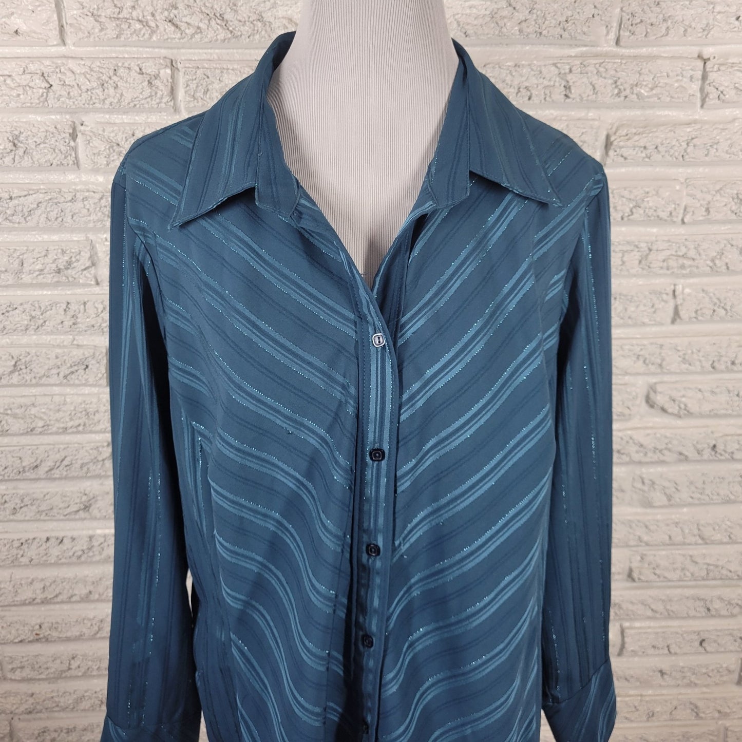 Apt 9 Womens Top 1X Plus Long Sleeve Blue Stripe Poly Blend Silver Metallic