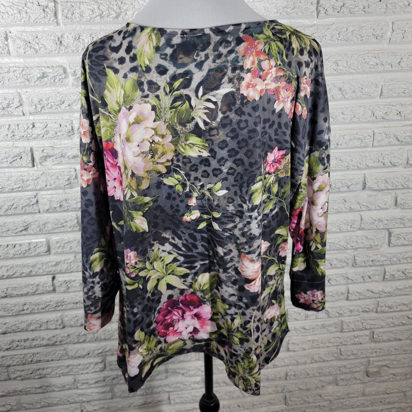 Time Tru Womens Top XXL 20 Plus 3/4 Sleeve Green Floral Poly Blend Rhinestones