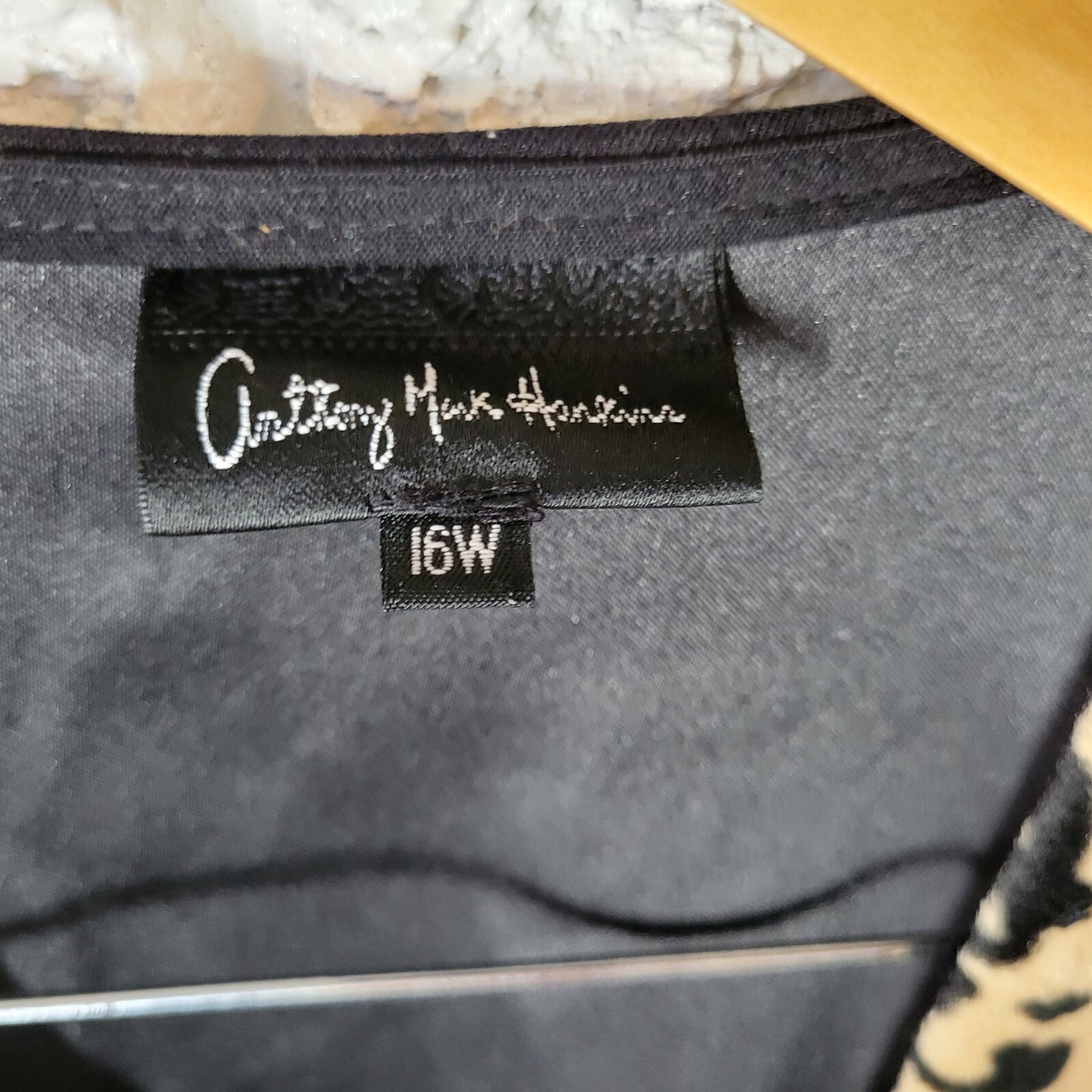 Anthony Mark Hankins Womens Vest 16W Open Sleeveless Black Animal Print Velour