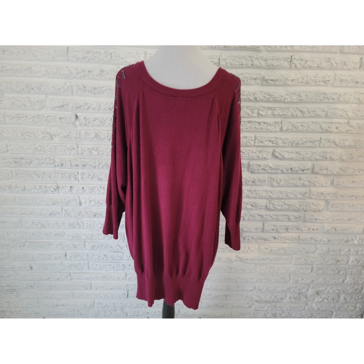 Lane Bryant Women Sweater 26 28 Plus Cold Shoulder Oversize Burgundy Beads