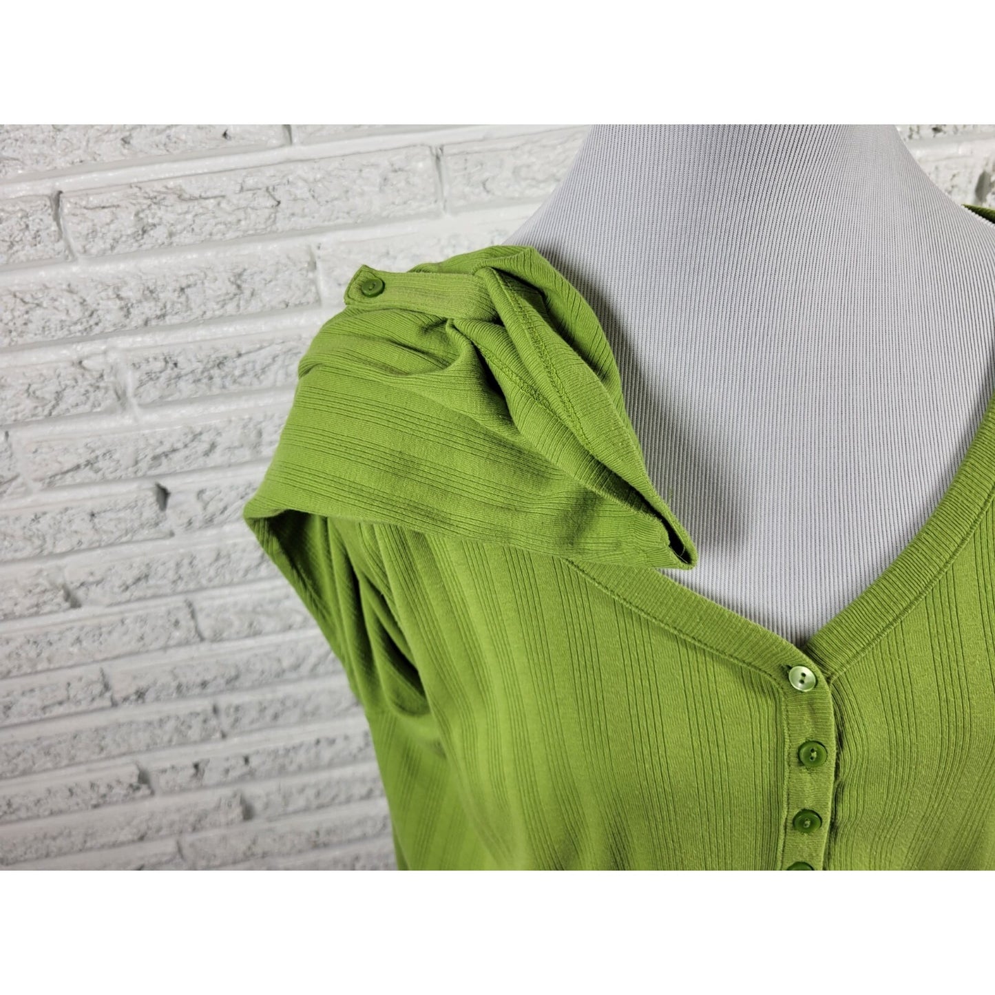 Fashion Bug Womens Top 2X Plus Long Roll Tab Sleeve Green Casual Quarter Button