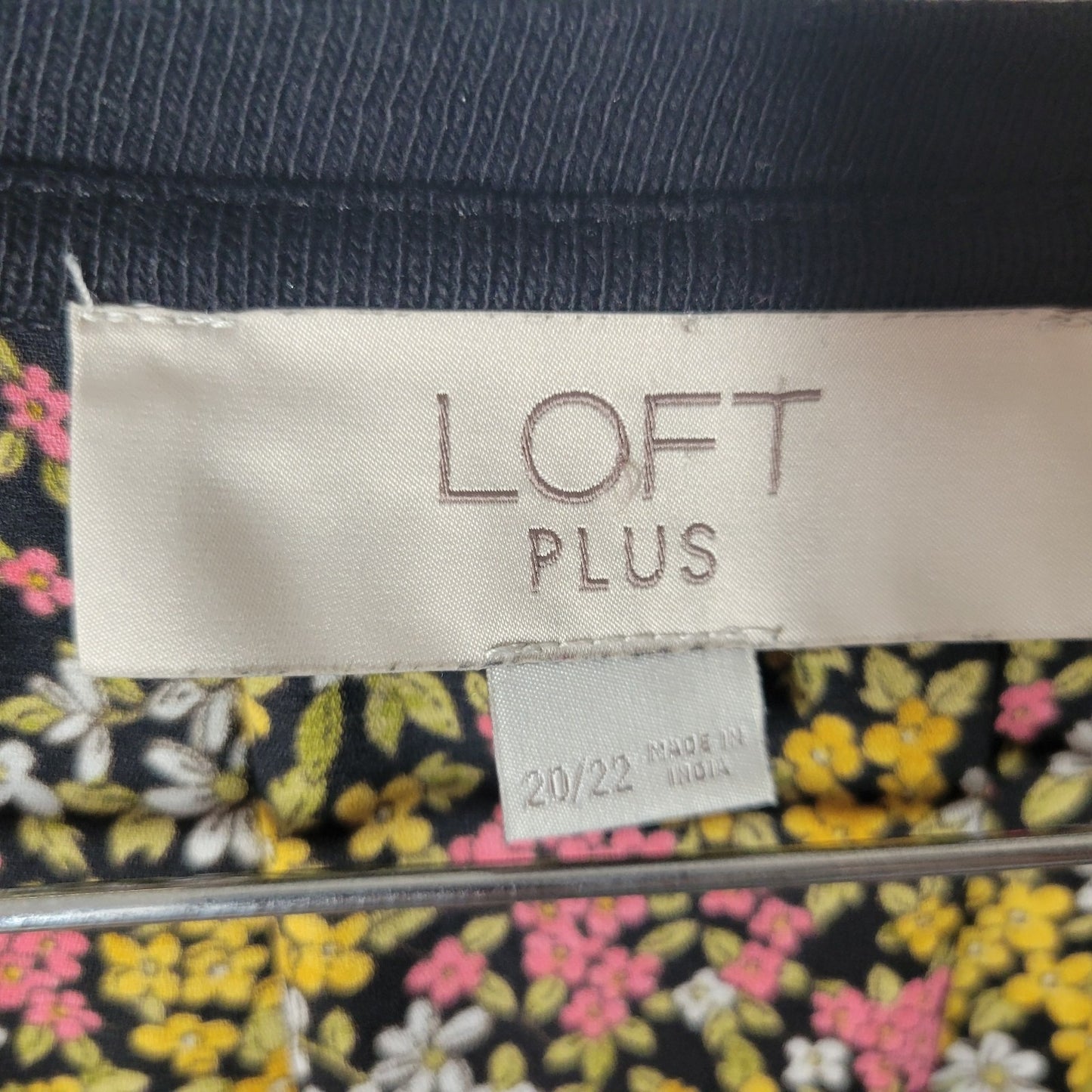 Loft Womens Top 20 22 Plus Long Sleeve Split Back Floral Chiffon Black Cotton