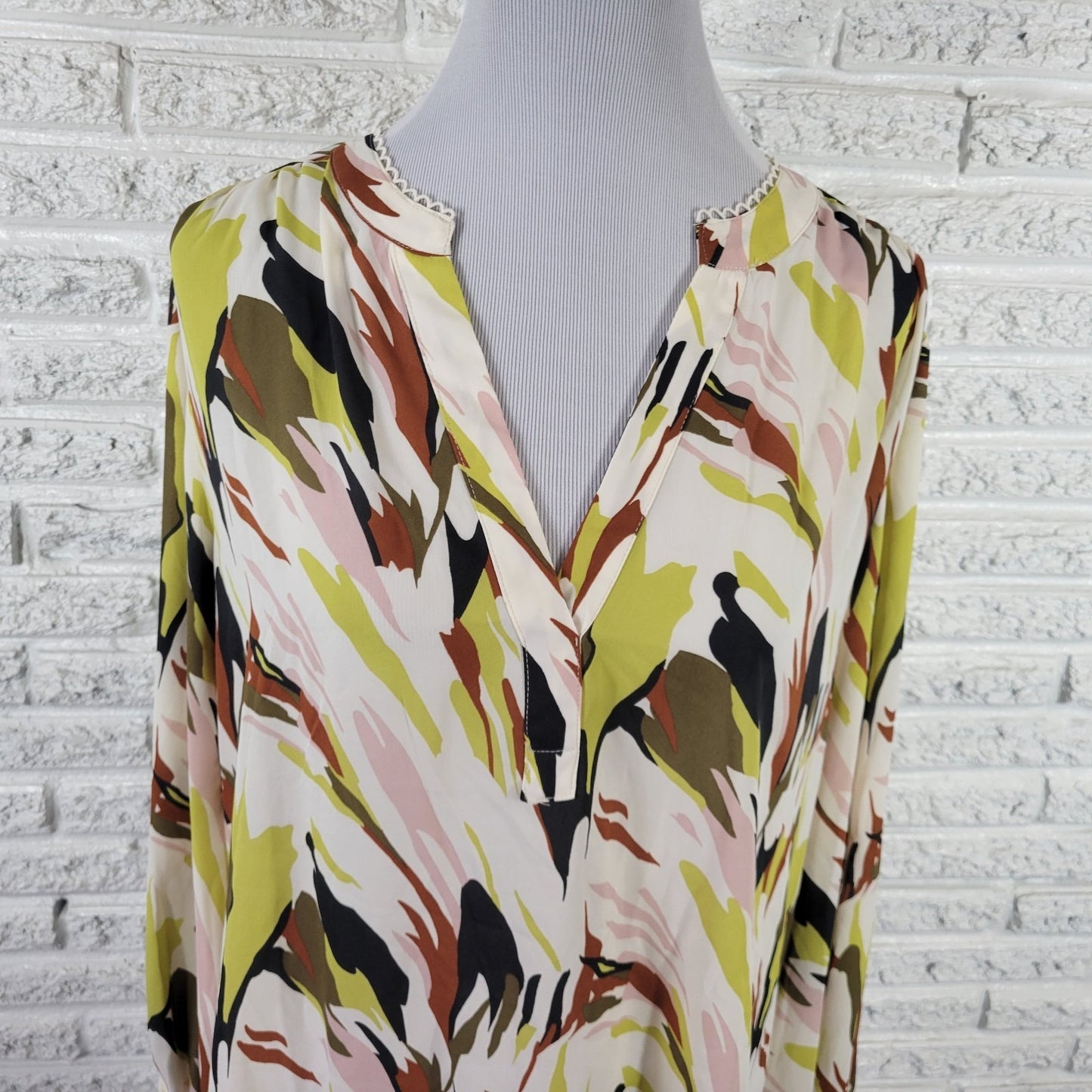 Worthington Womens Plus XXL Blouse Brown Green Watercolor V-Neck WAT105E
